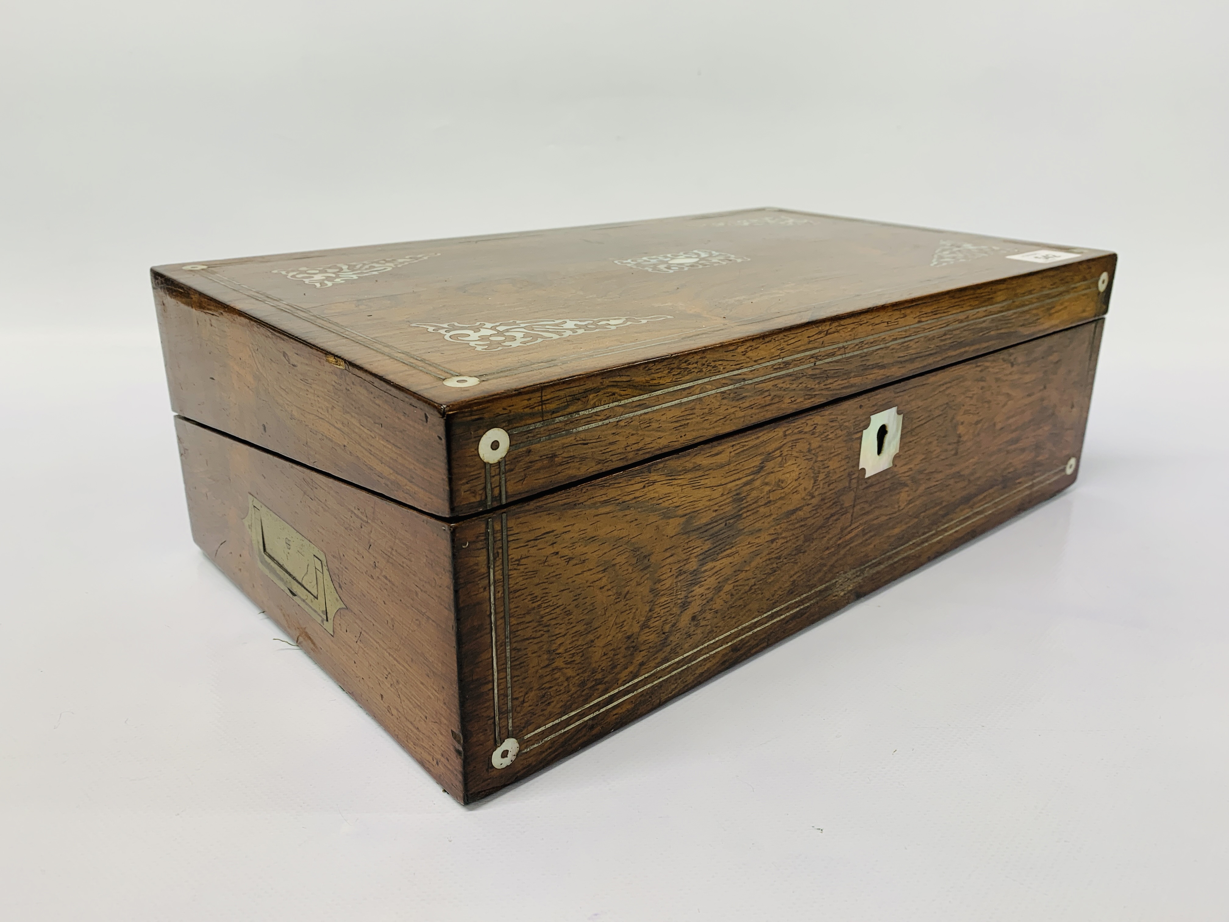 A PERIOD ROSEWOOD WRITING SLOPE WITH MOTHER OF PEARL INLAY - Image 10 of 21