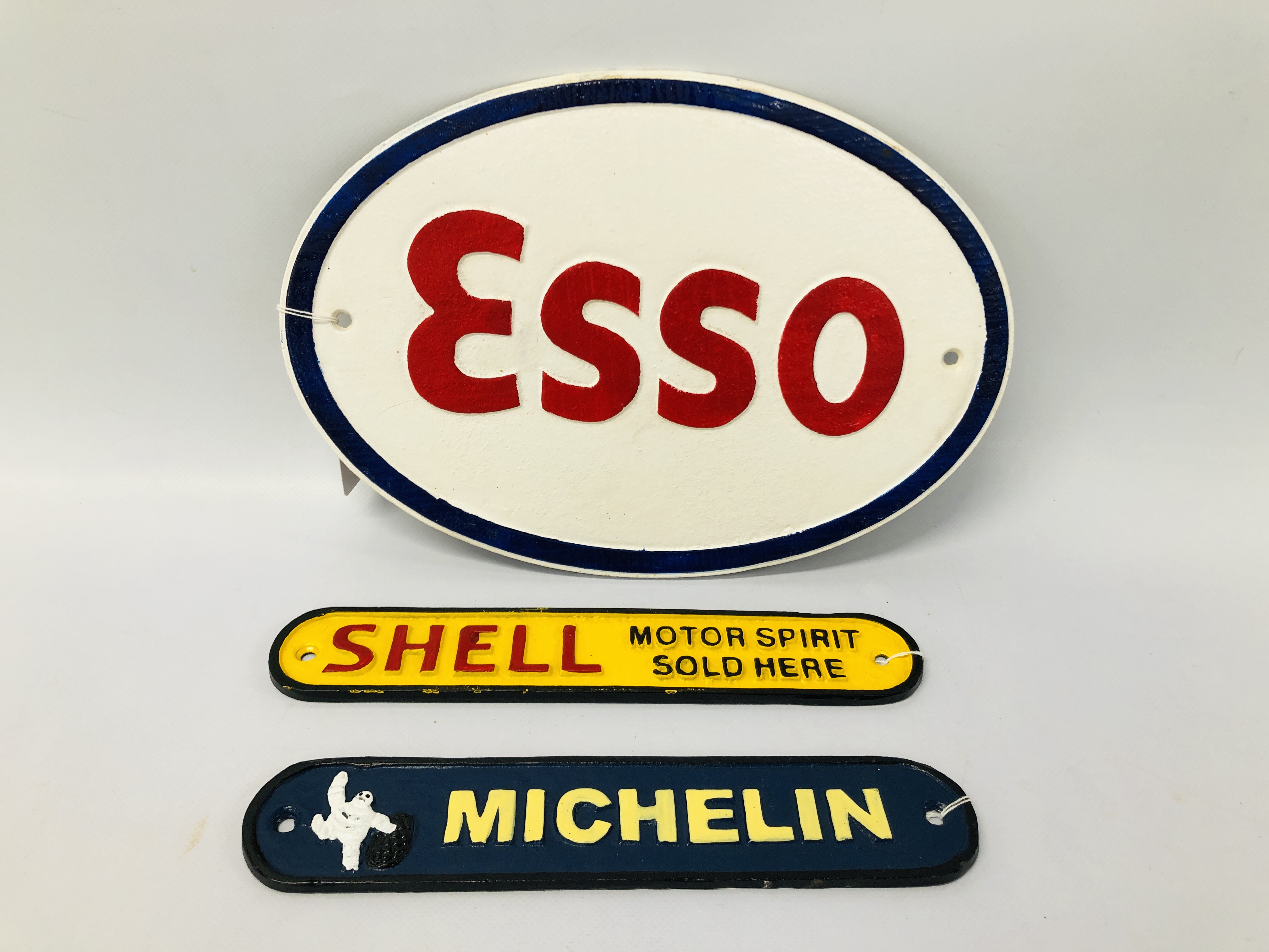 3 X REPRODUCTION CAST IRON ADVERTISING SINGS "ESSO" W 33CM. H 22.5CM.