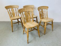 A SET OF 4 TRADITIONAL BEECHWOOD KITCHEN CHAIRS