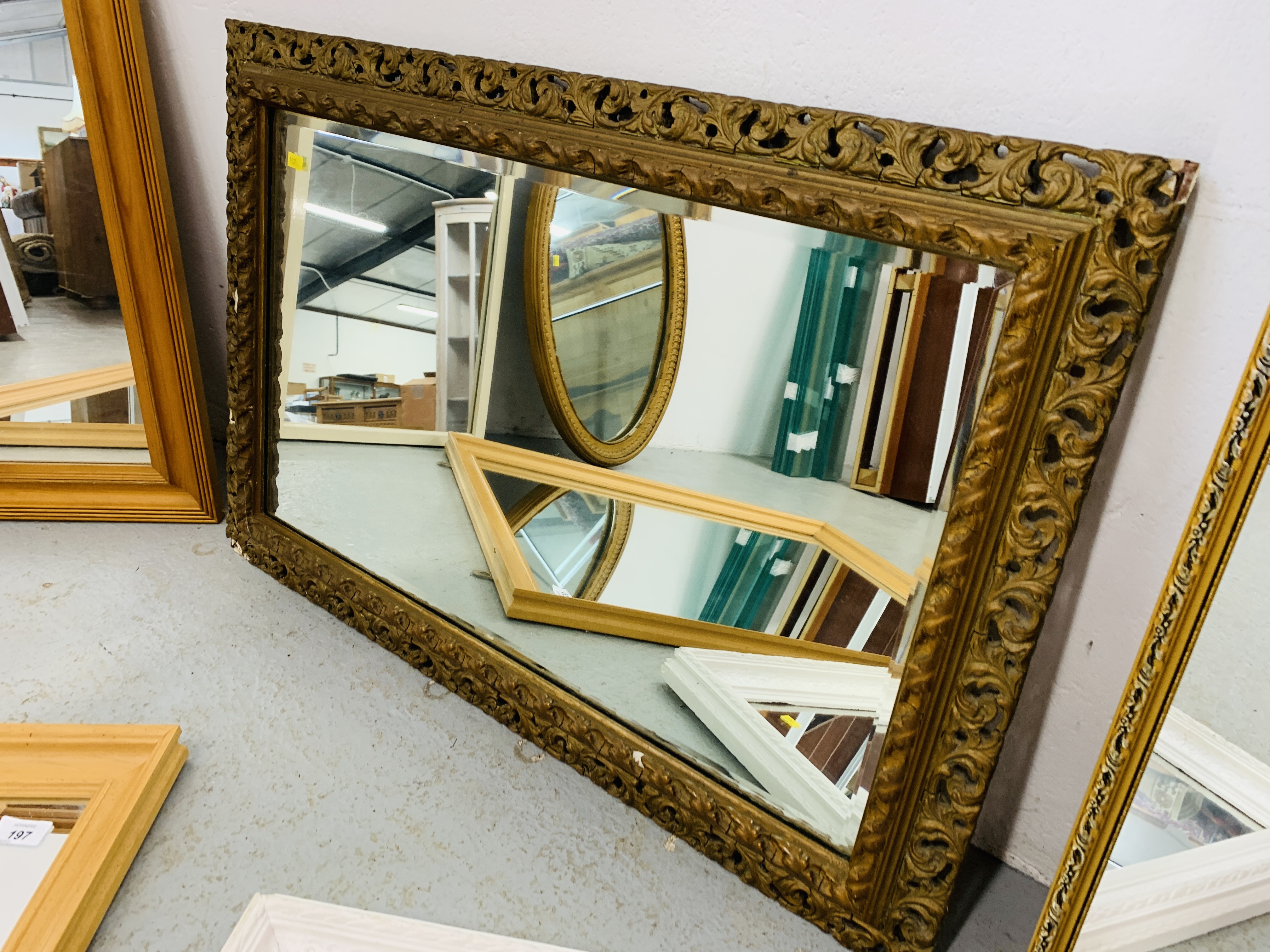 SEVEN VARIOUS WALL MIRRORS TO INCLUDE GILT OVAL, - Image 2 of 8