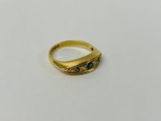 VINTAGE 18CT GOLD SAPPHIRE & DIAMOND GYPSY RING