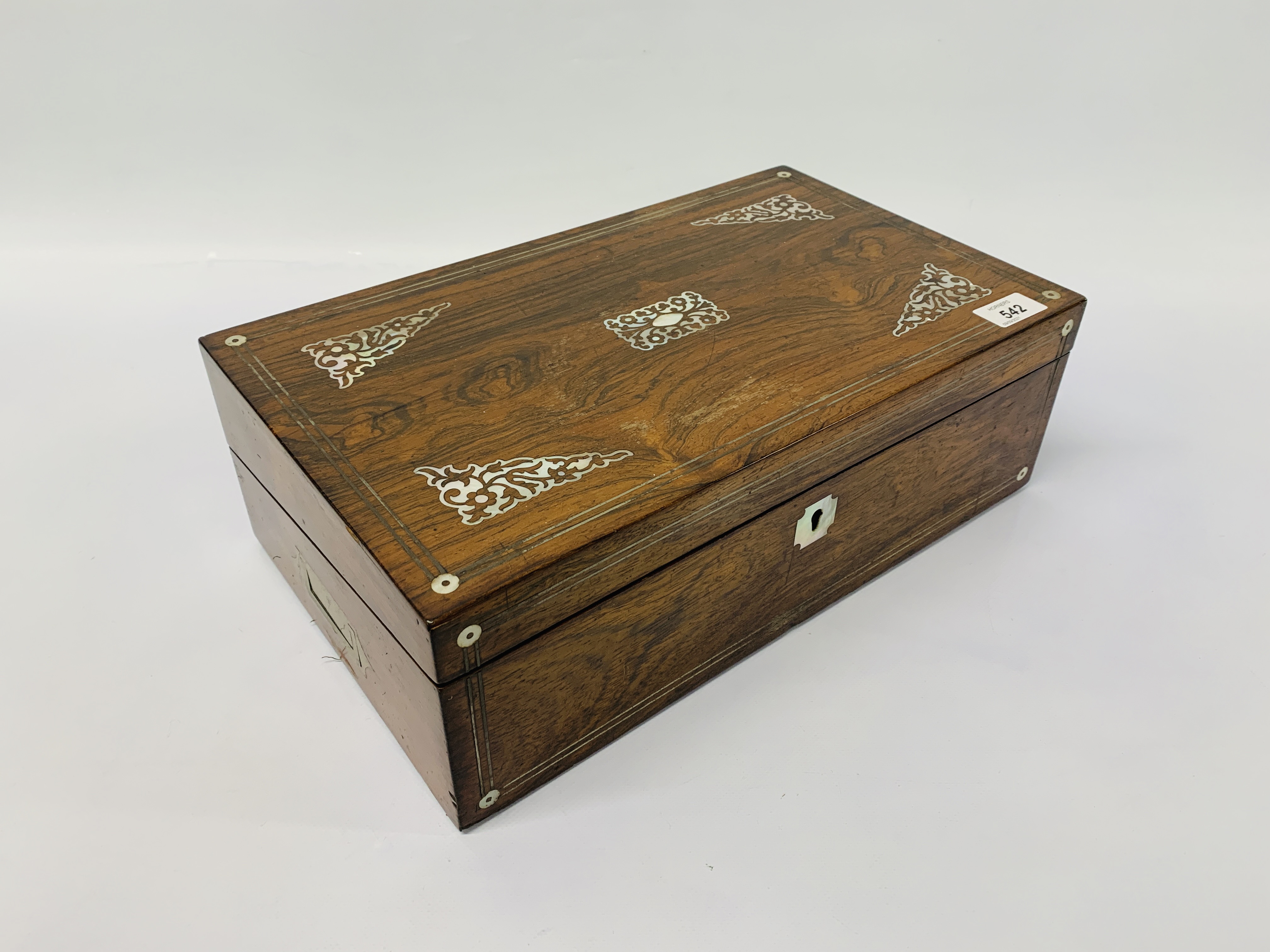 A PERIOD ROSEWOOD WRITING SLOPE WITH MOTHER OF PEARL INLAY - Image 15 of 21