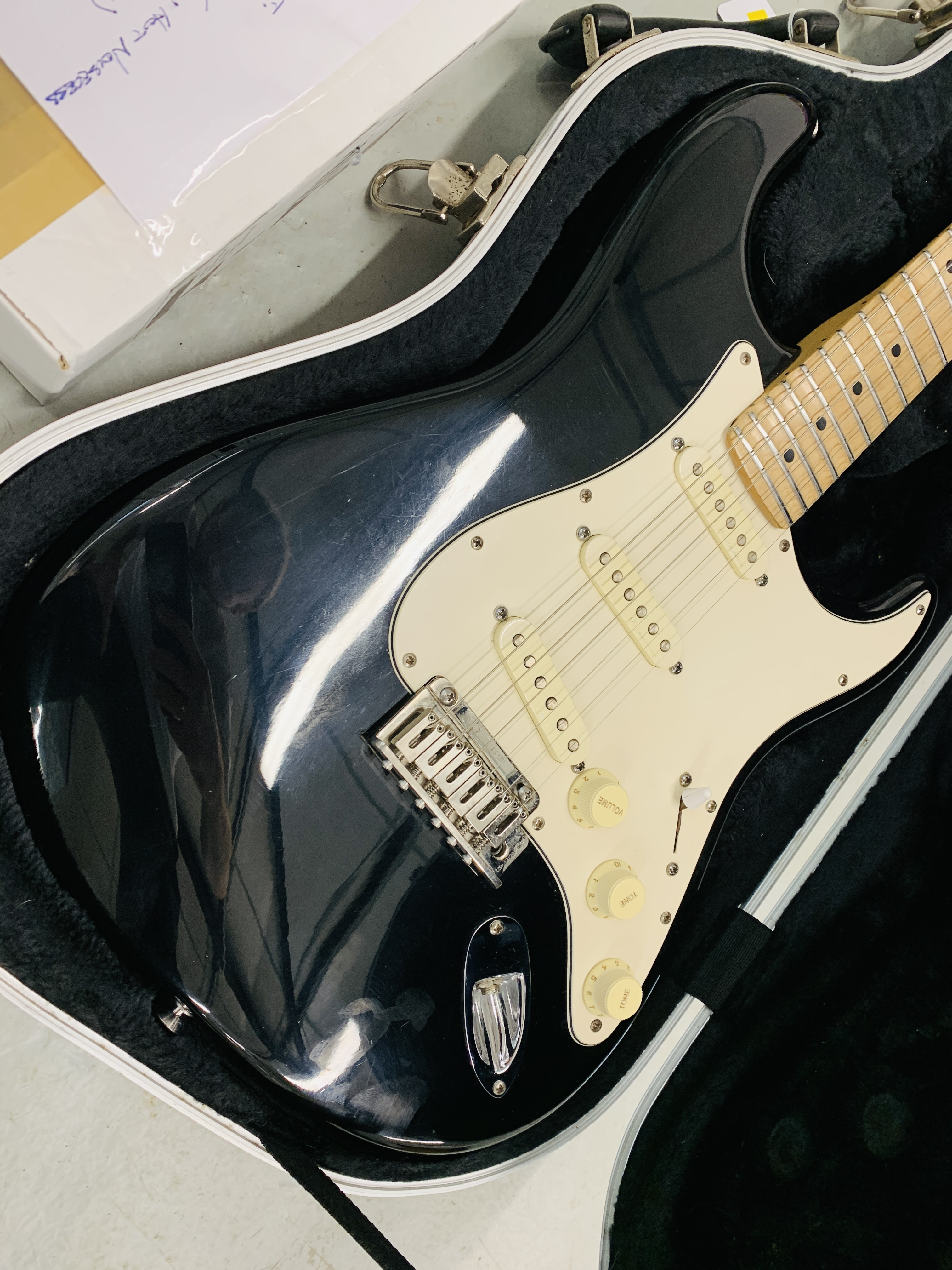 1 X UPGRADED USA FENDER STRATOCASTER GUITAR. - Image 2 of 10