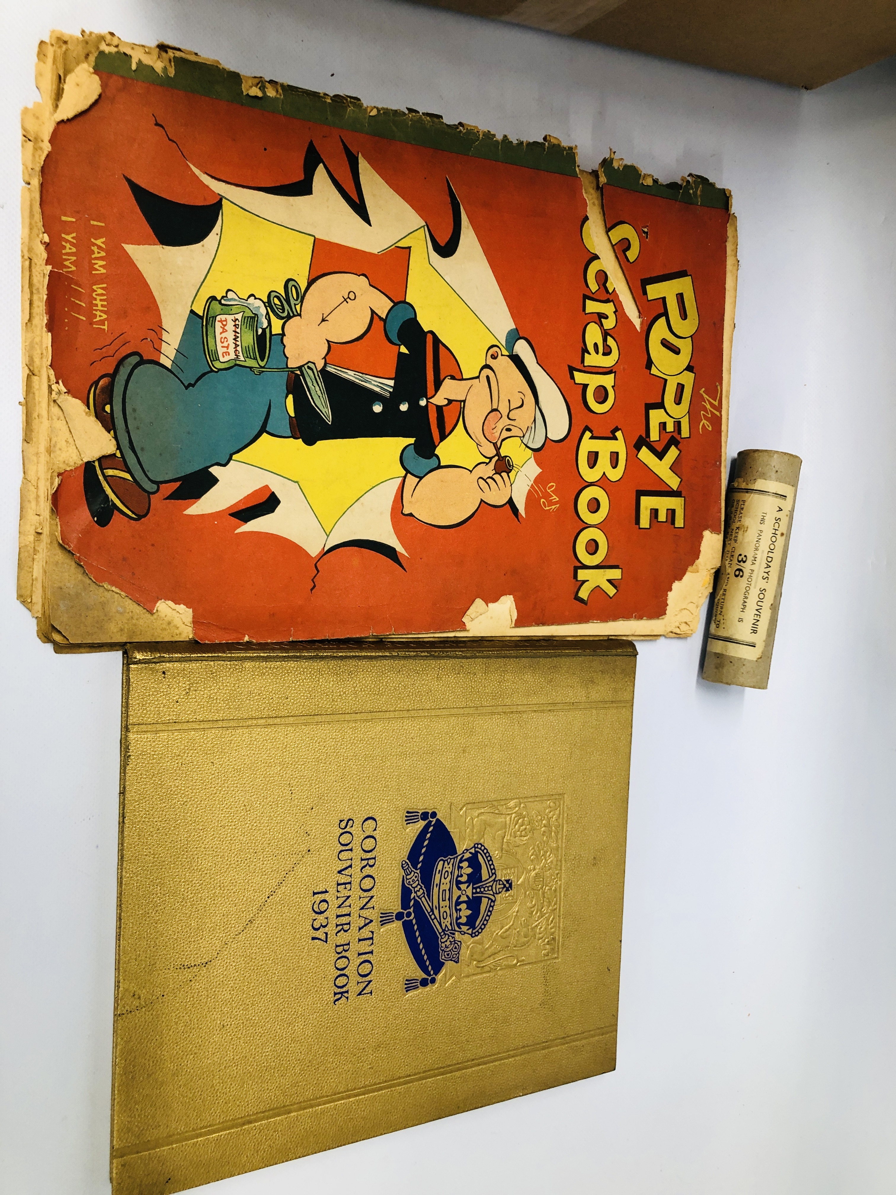 TWO BOXES CONTAINING CHILDREN'S ANNUALS TO INCLUDE DAILY MAIL ANNUAL, ENID BLYTON'S TREASURY, - Image 9 of 9