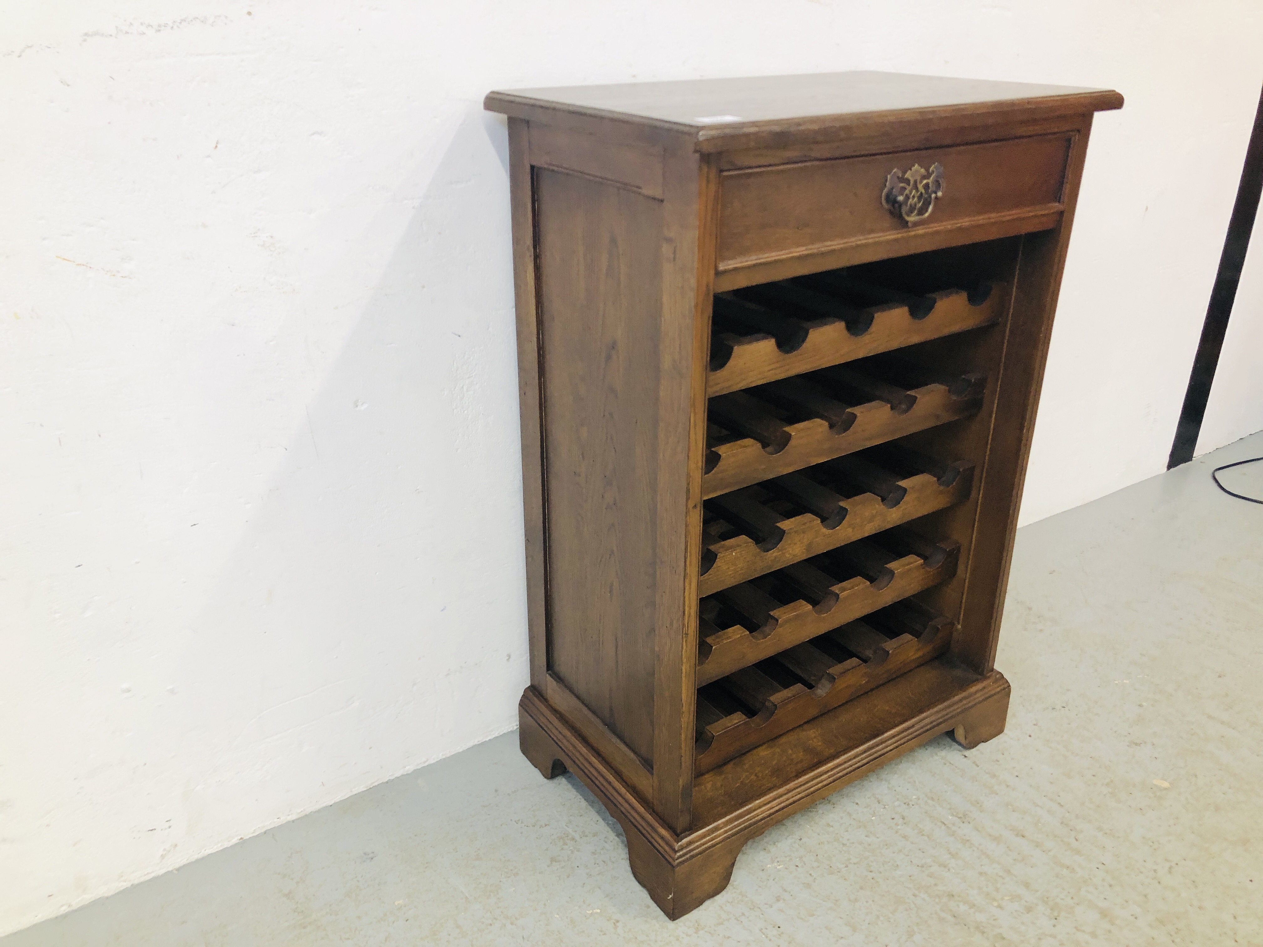 A GOOD QUALITY SOLID OAK WINE CELLAR, - Image 9 of 9