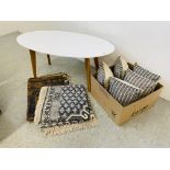 A MODERN OVAL COFFEE TABLE WITH HIGH GLOSS WHITE FINISH TOP AND LIGHT OAK LEGS LENGTH 110CM WIDTH