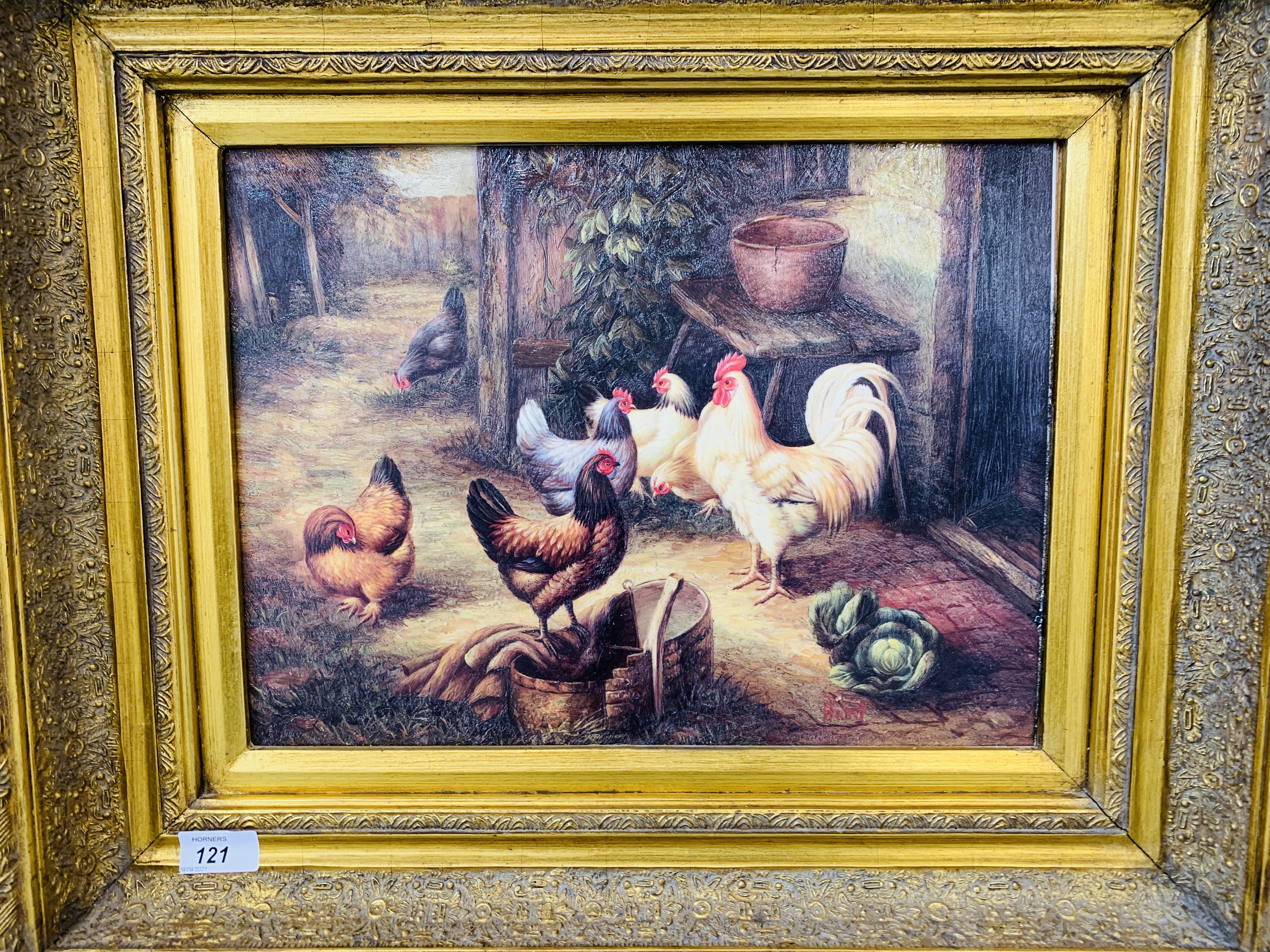 A GILT FRAMED REPRODUCTION PRINT, COCKERELS IN FARMYARD BY HUNT, 29 X 39. - Image 3 of 5