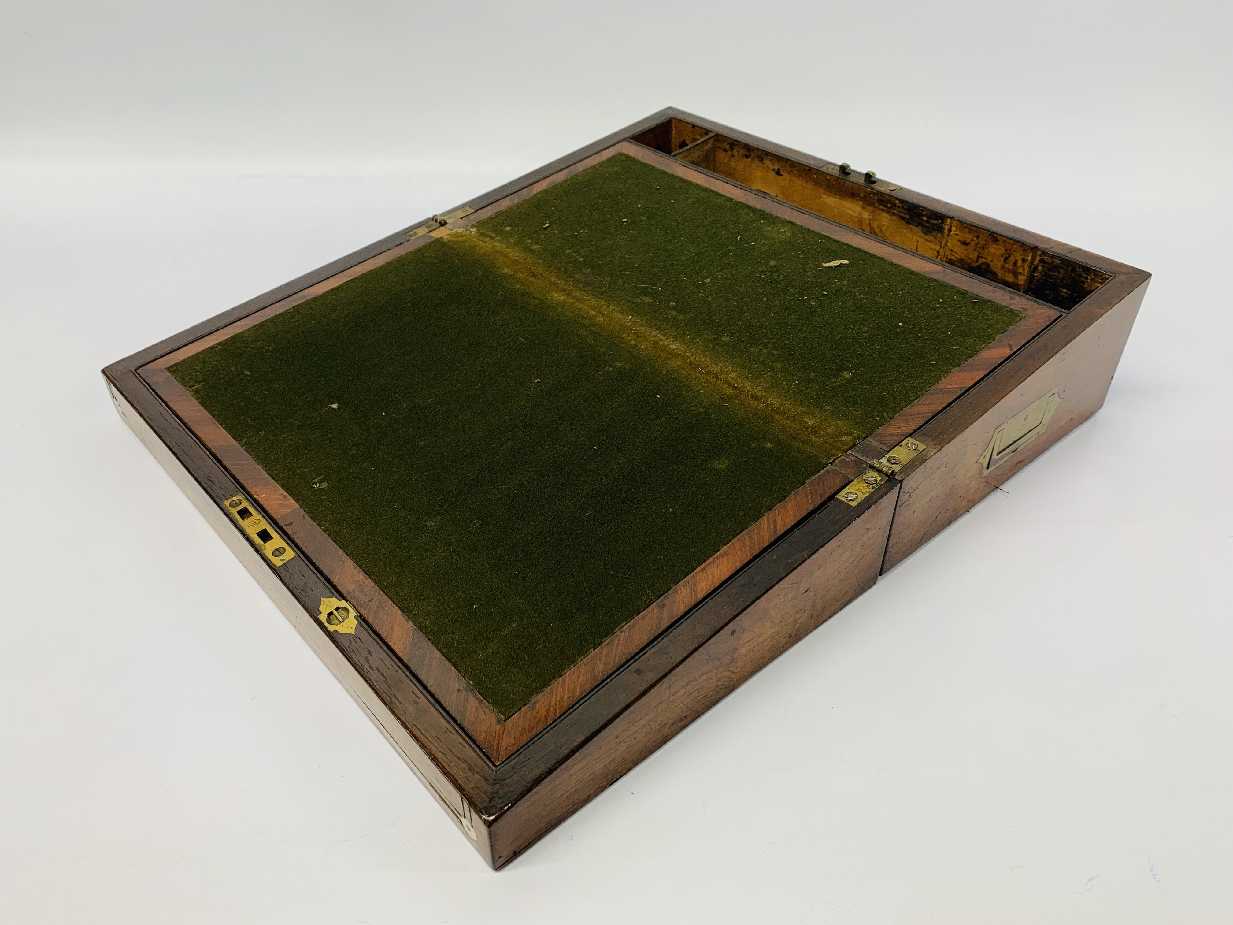 A PERIOD ROSEWOOD WRITING SLOPE WITH MOTHER OF PEARL INLAY - Image 17 of 21