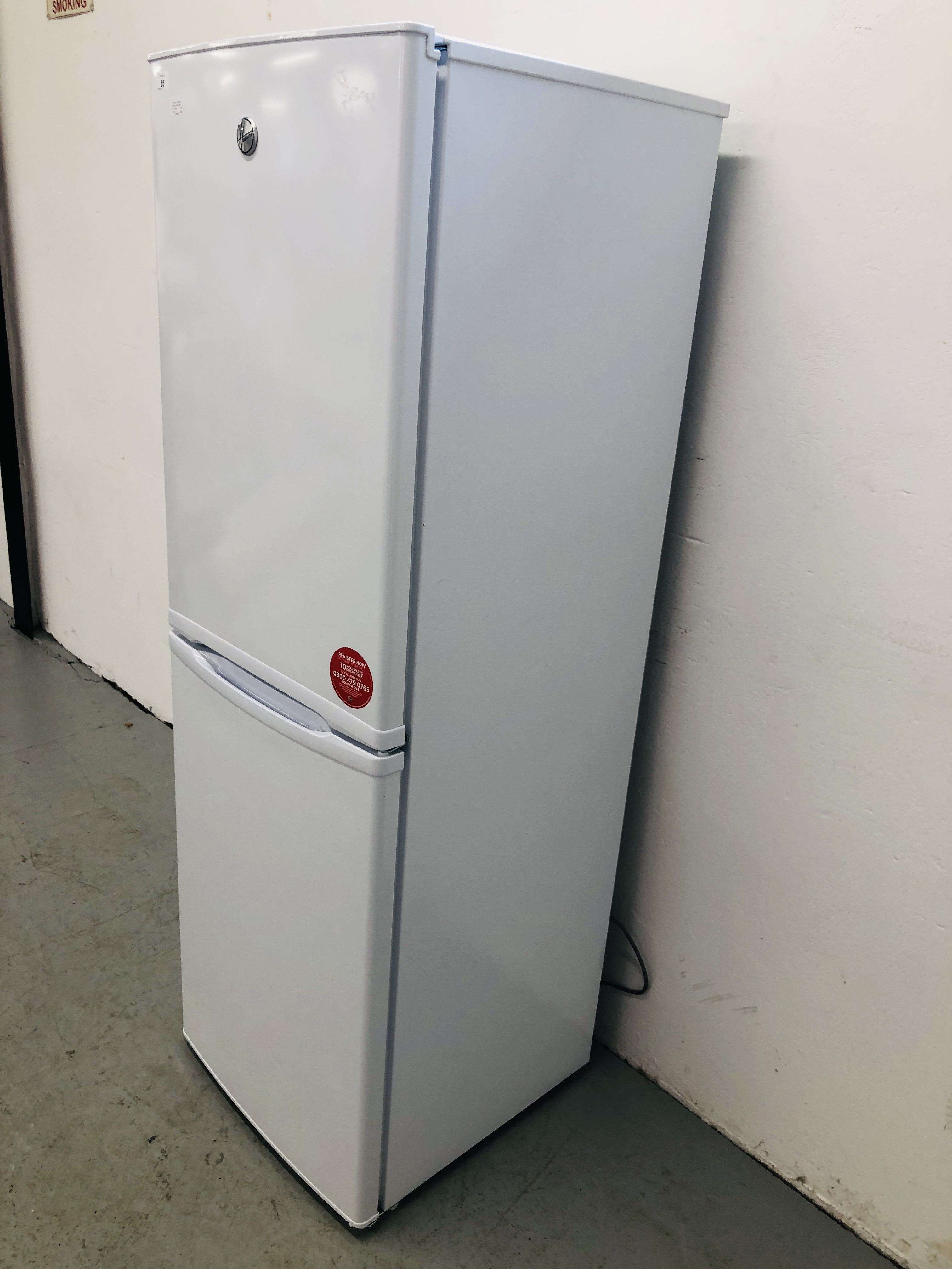 A HOOVER FRIDGE FREEZER - SOLD AS SEEN - Image 7 of 8