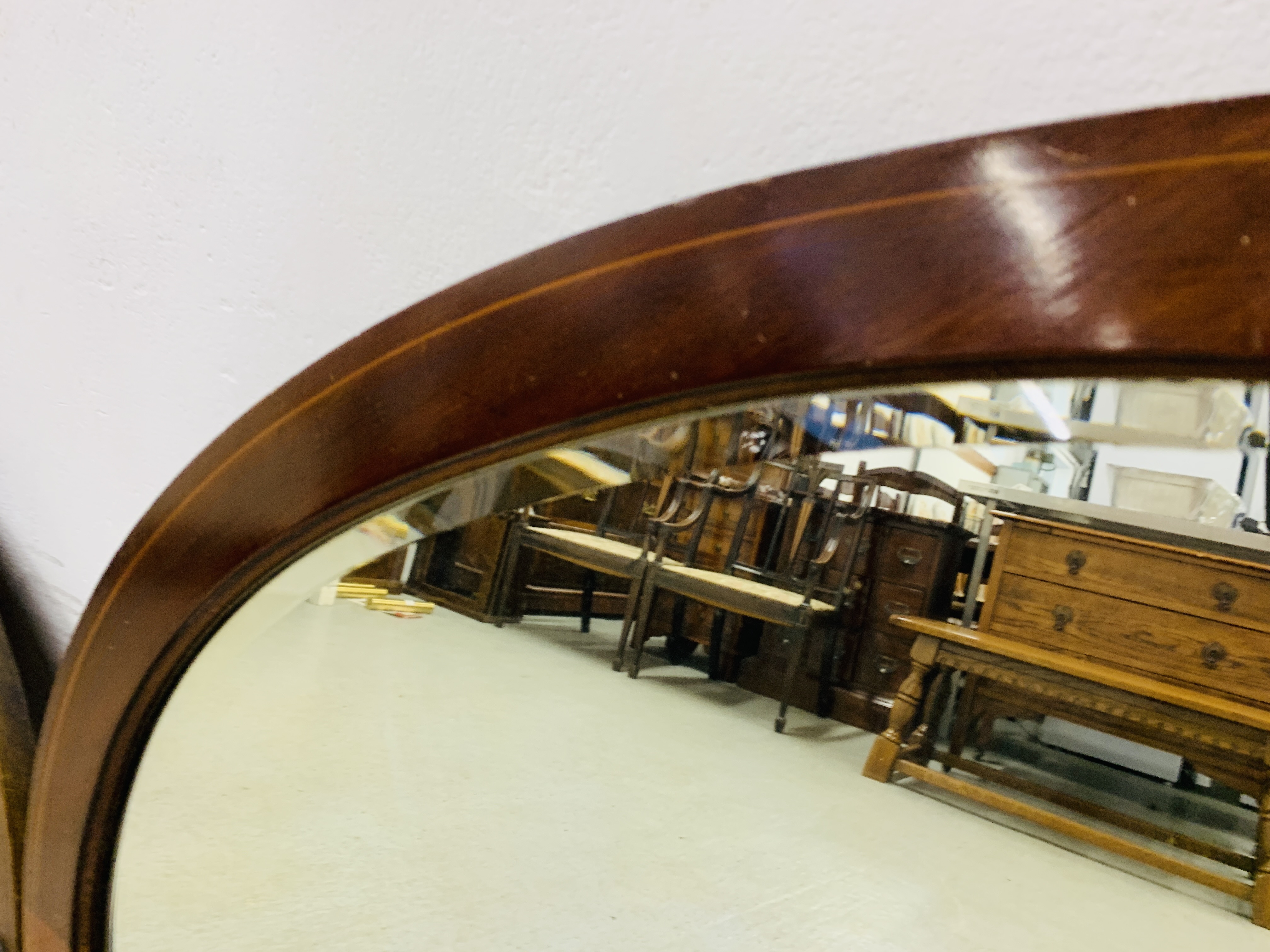2 X VINTAGE MAHOGANY FRAMED OVAL BEVEL PLATE WALL MIRRORS ALONG WITH AN OVAL OAK FRAMED BEVEL PLATE - Image 7 of 7
