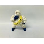 (R) MICHELIN FIGURE SMOKING