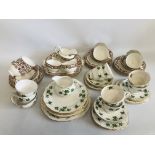 COLLECTION OF COLCLOUGH IVY PATTERN TEA WARE APPROX.