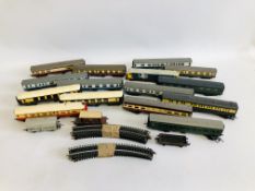 A COLLECTION OF MIXED '00' GAUGE HORNBY, TRIANG, ETC.