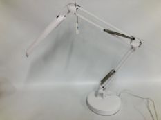 A DAYLIGHT COMPANY FLORESCENT ANGLE POISE LAMP - SOLD AS SEEN