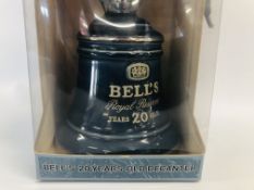BELLS SCOTCH WHISKY BLENDED SCOTCH WHISKY SPECIALLY SELECTED, WADE PORCELAIN DECANTER 37.5CL.
