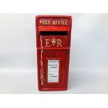 (R) RED ROYAL MAIL POST BOX