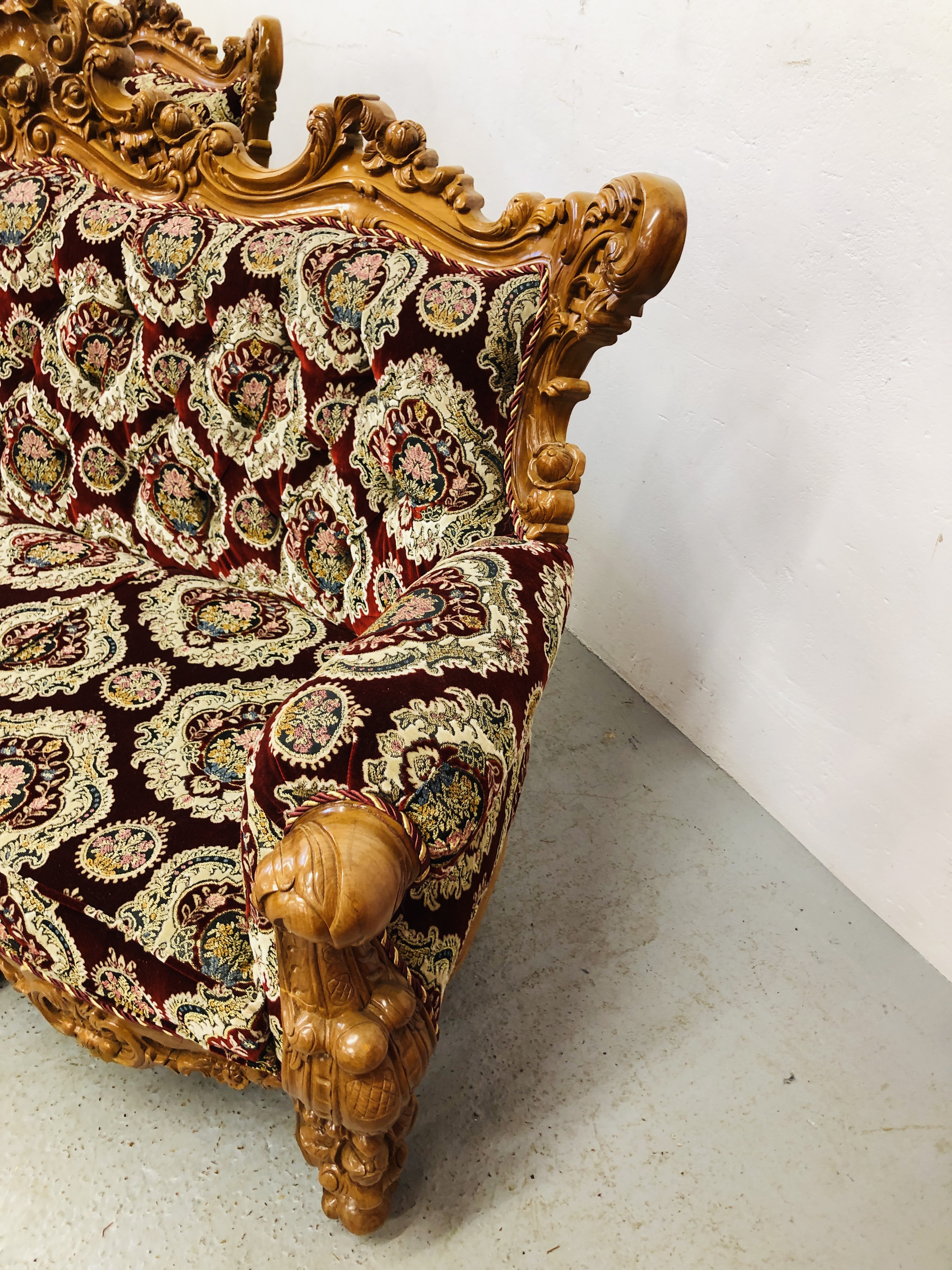 A PAIR OF HIGHLY DECORATIVE REPRODUCTION CONTINENTAL STYLE THREE SEATER COUCHES - NON COMPLIANT - Image 3 of 14