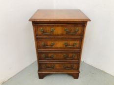 A REPRODUCTION YEW WOOD FINISH MINATURE FOUR DRAWER CHEST W 48CM, D 38CM,