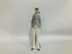 LARGE LLADRO FIGURE "SAILOR SMOKING A PIPE" H 38CM