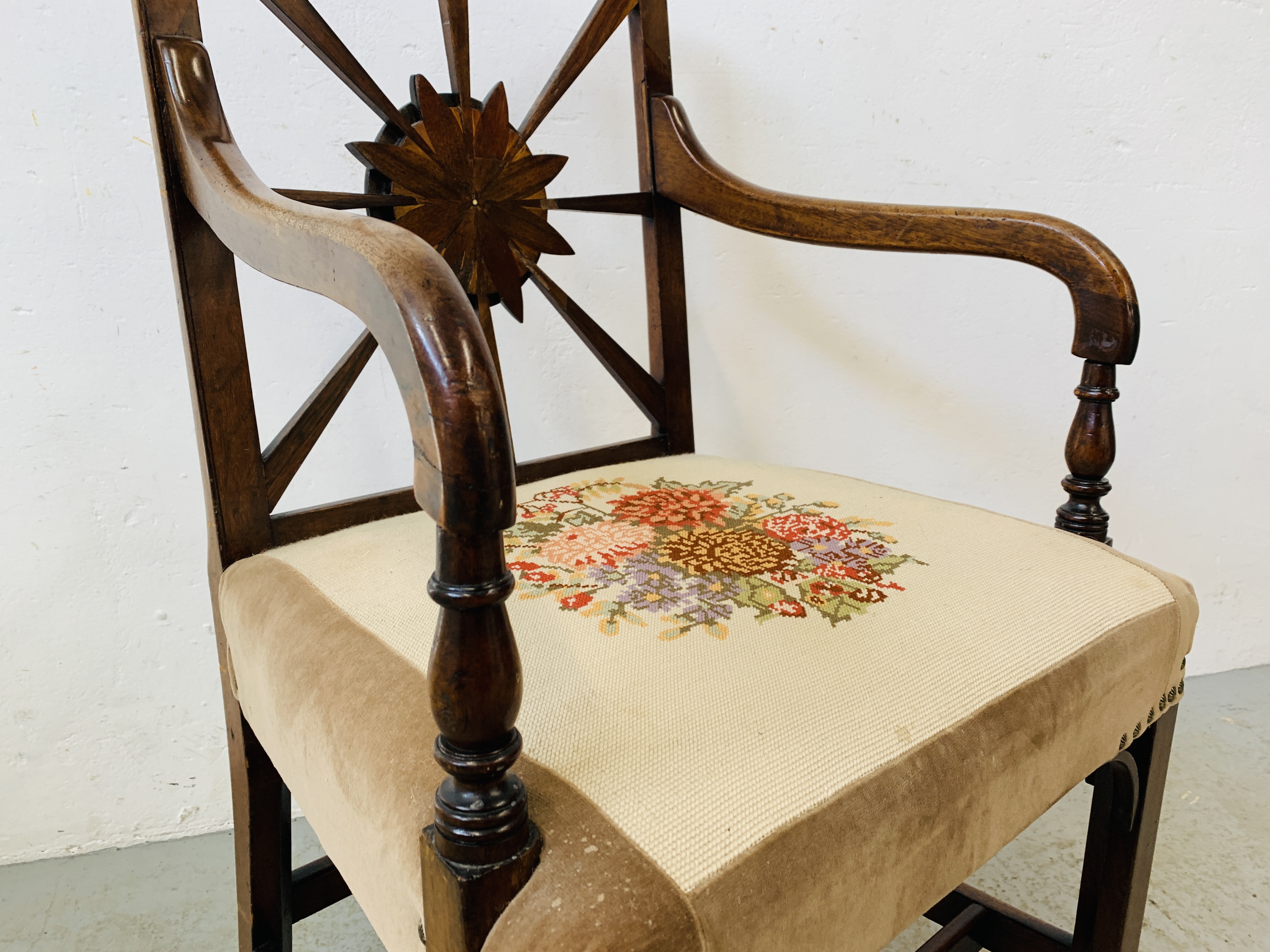 A PERIOD MAHOGANY ELBOW CHAIR WITH UNUSUAL FLOWERHEAD DESIGN TO BACK AND EMBROIDED SEAT - Image 3 of 5