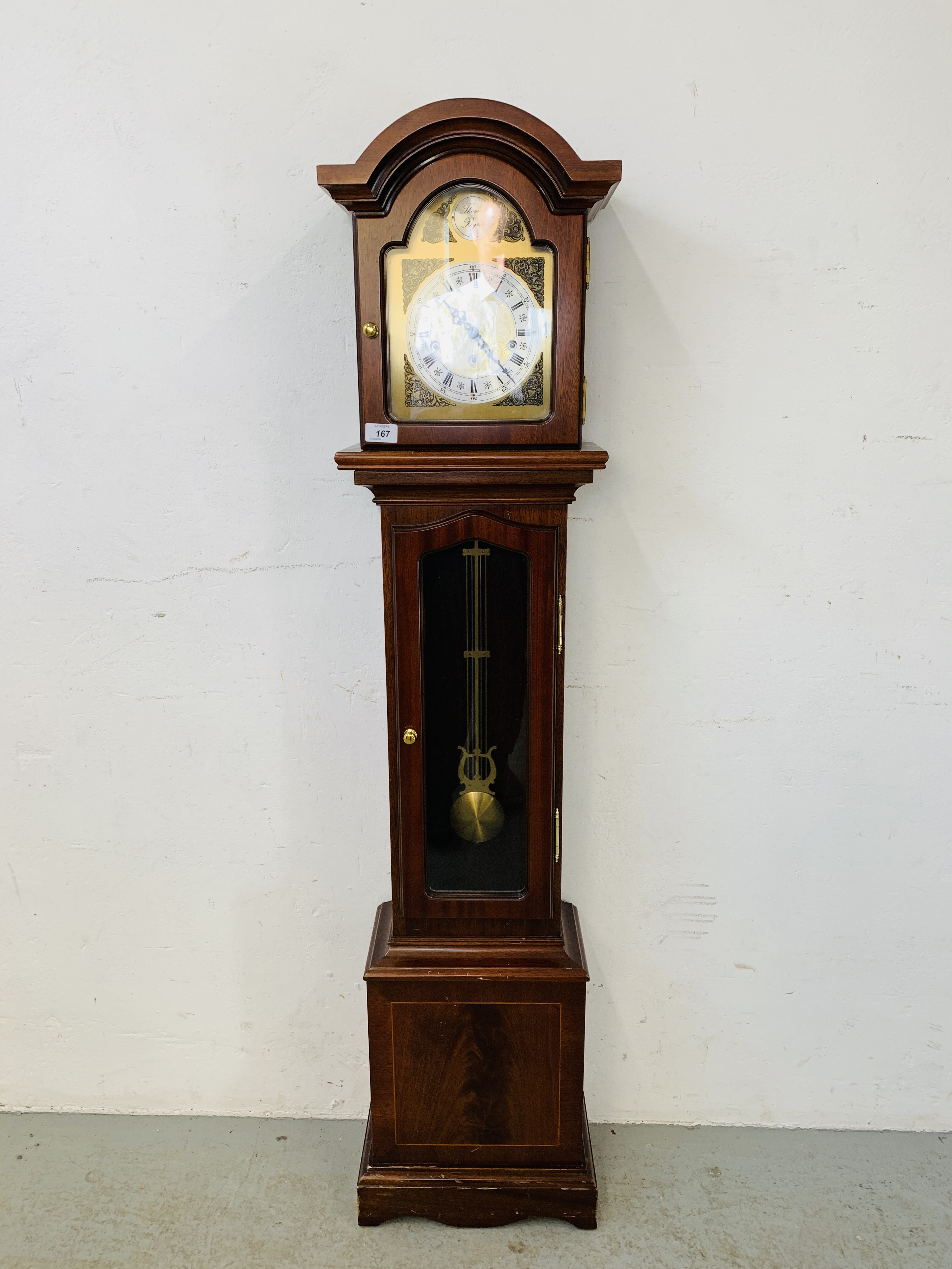 A REPRODUCTION MAHOGANY FINISH WESTMINSTER CHIMING GRANDMOTHER CLOCK - HEIGHT 147CM.