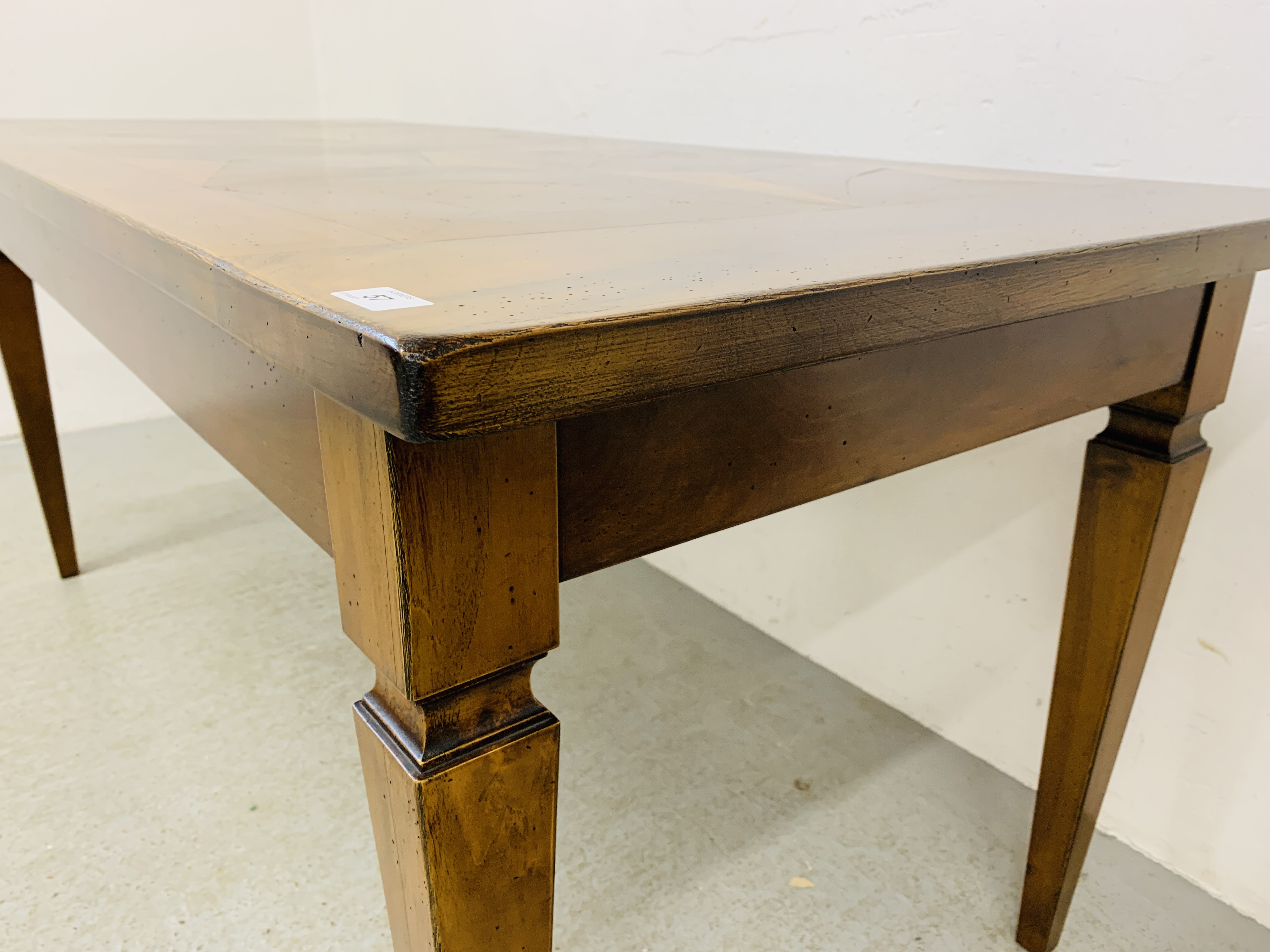 A MODERN HARDWOOD DINING TABLE WITH INLAID SECTIONAL DESIGN TOP 1.8M X 80CM. - Image 7 of 10