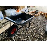 1 X HAEMMERLIN 85 LITRE WHEEL BARROW