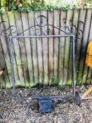 A LARGE CAST METAL PUB SIGN