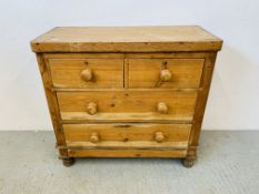 AN ANTIQUE WAXED COUNTRY PINE 2 OVER 2 CHEST OF DRAWERS, W 94CM. D 42CM. H 88CM.