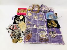 COLLECTION OF MIXED COSTUME JEWELLERY + STORAGE ROLL CONTAINING COSTUME JEWELLERY