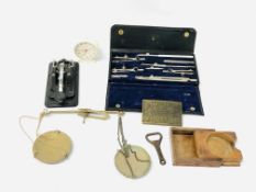 BOX OF COLLECTIBLES TO INCLUDE A VINTAGE HI-MOUND MORSE CODE MACHINE, DRAWING SET, BELT BUCKLE,