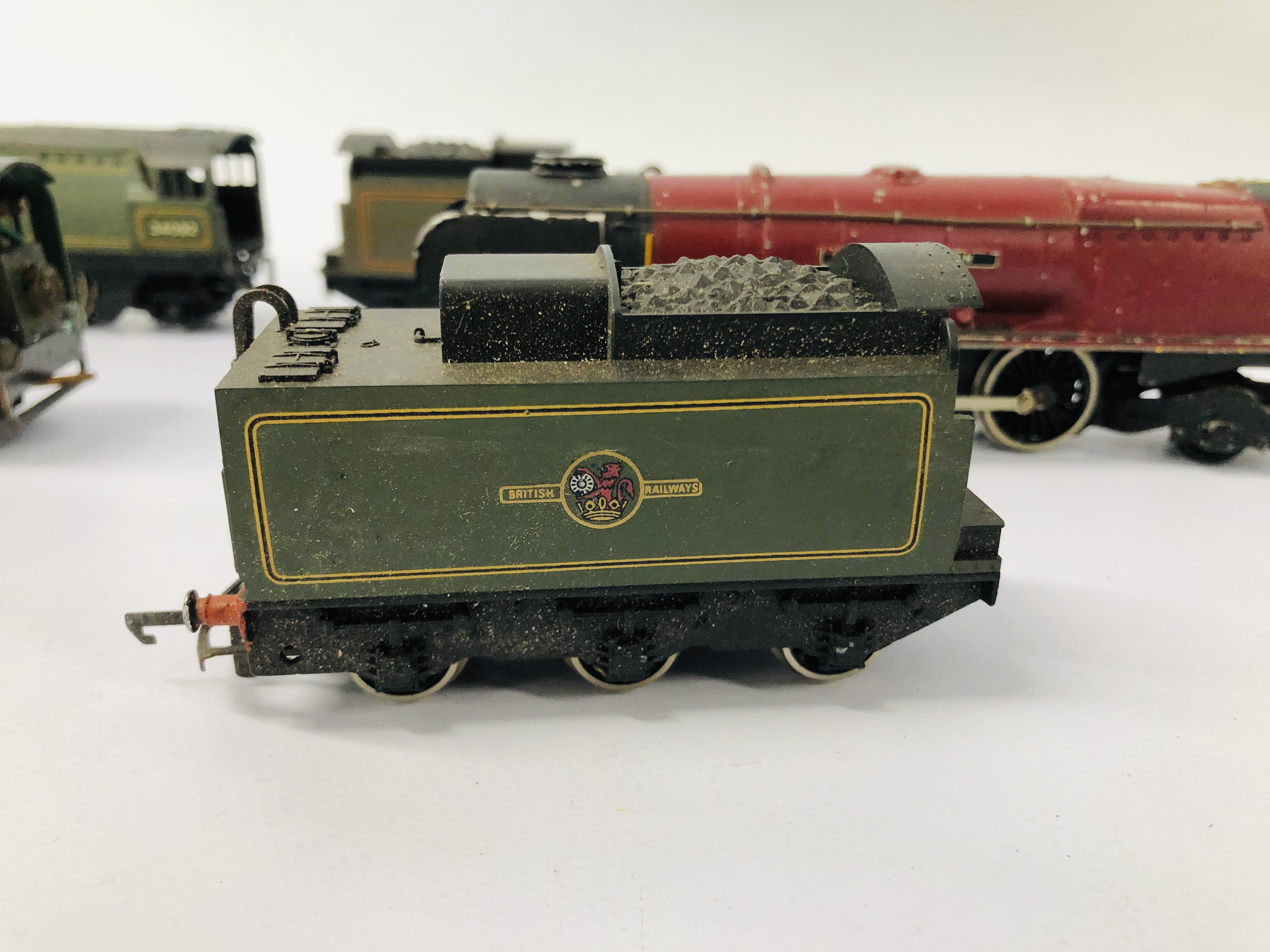 3 X WRENN 00 GAUGE LOCOMOTIVES AND TENDERS TO INCLUDE CITY OF WELLS, - Image 2 of 14