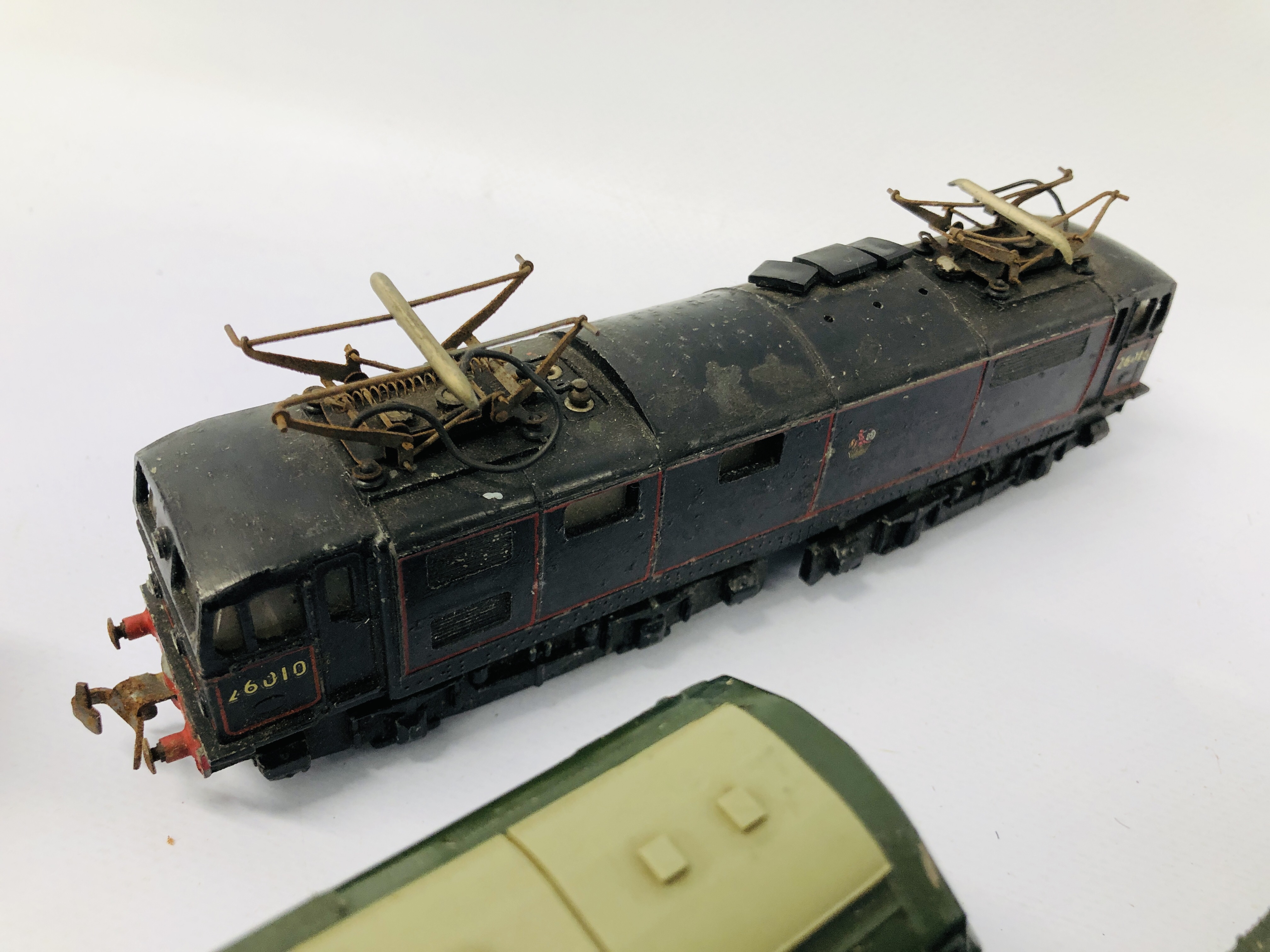 4 VARIOUS 00 GAUGE HORNBY LOCOMOTIVES INCLUDING DIESEL, ELECTRIC ETC. - Image 5 of 10