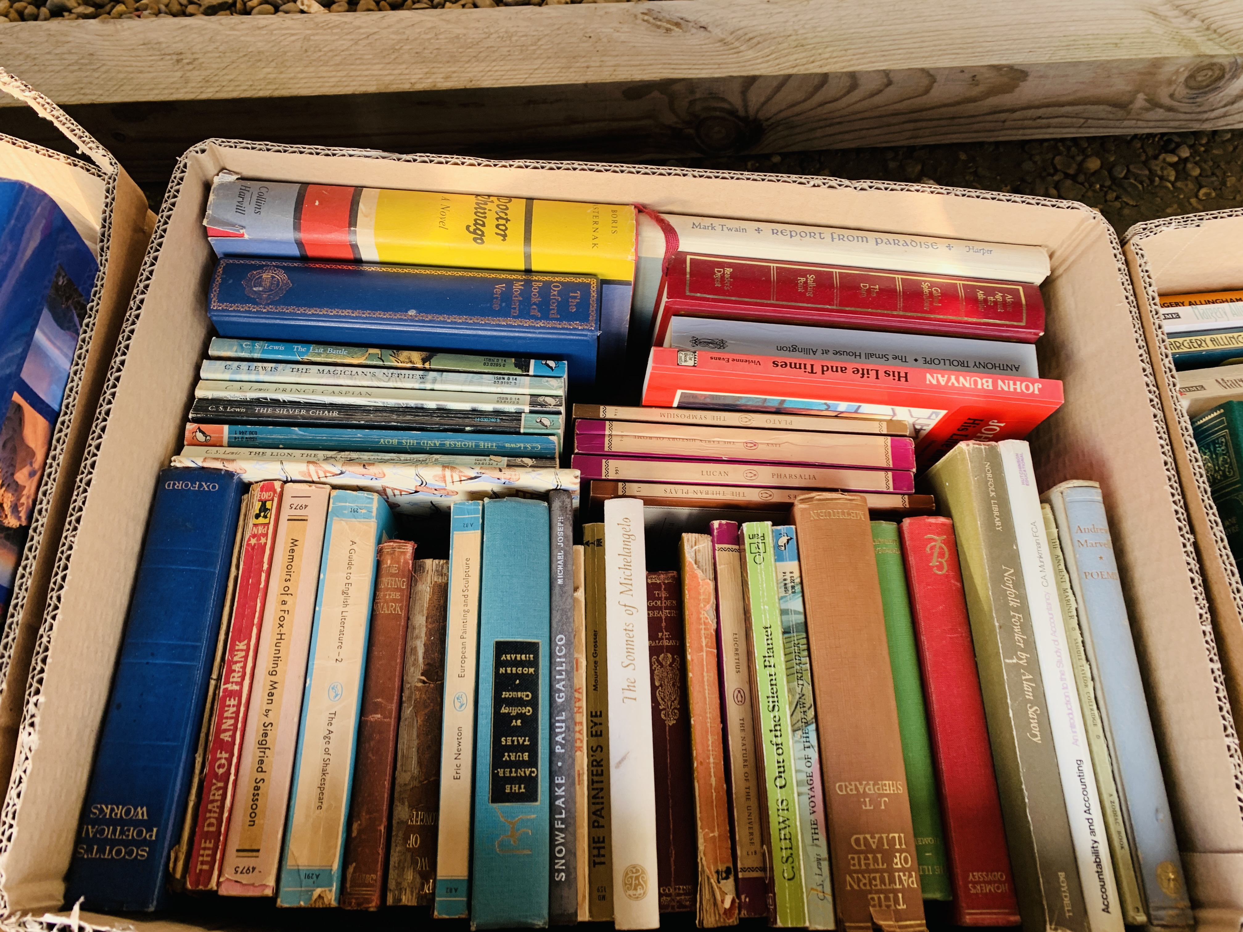 11 BOXES OF ASSORTED BOOKS - Image 7 of 15