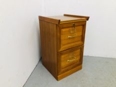 A MODERN YEW FINISH 2 DRAWER FILING CABINET (W 42CM. D 45CM. H 73CM.