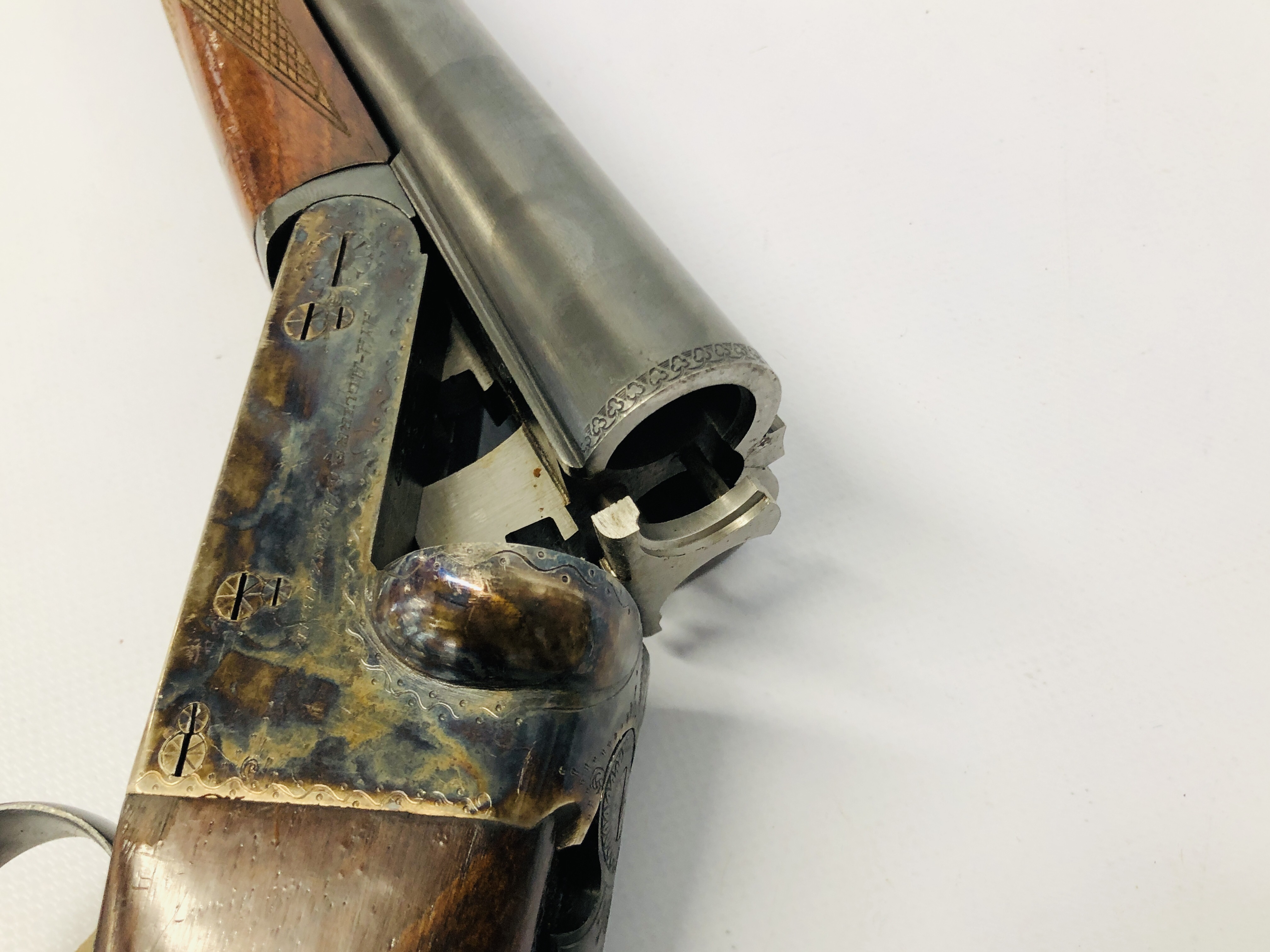 AYA 12 BORE SIDE BY SIDE SHOTGUN # 530358 - (ALL GUNS TO BE INSPECTED AND SERVICED BY QUALIFIED - Image 20 of 22