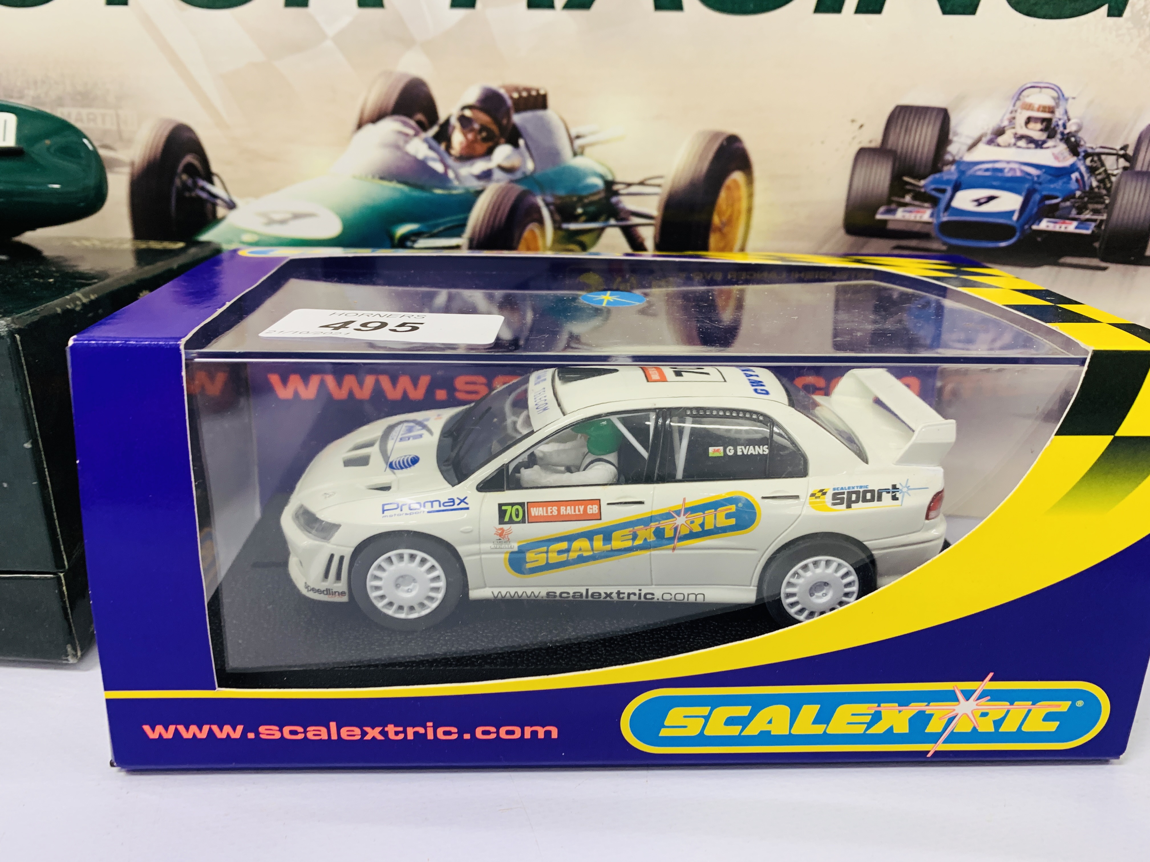 4 VARIOUS SCALEXTRIC VEHICLES TO INCLUDE VANWALL F1 CLASSIC GRAND PRIX BOXED, - Image 6 of 8
