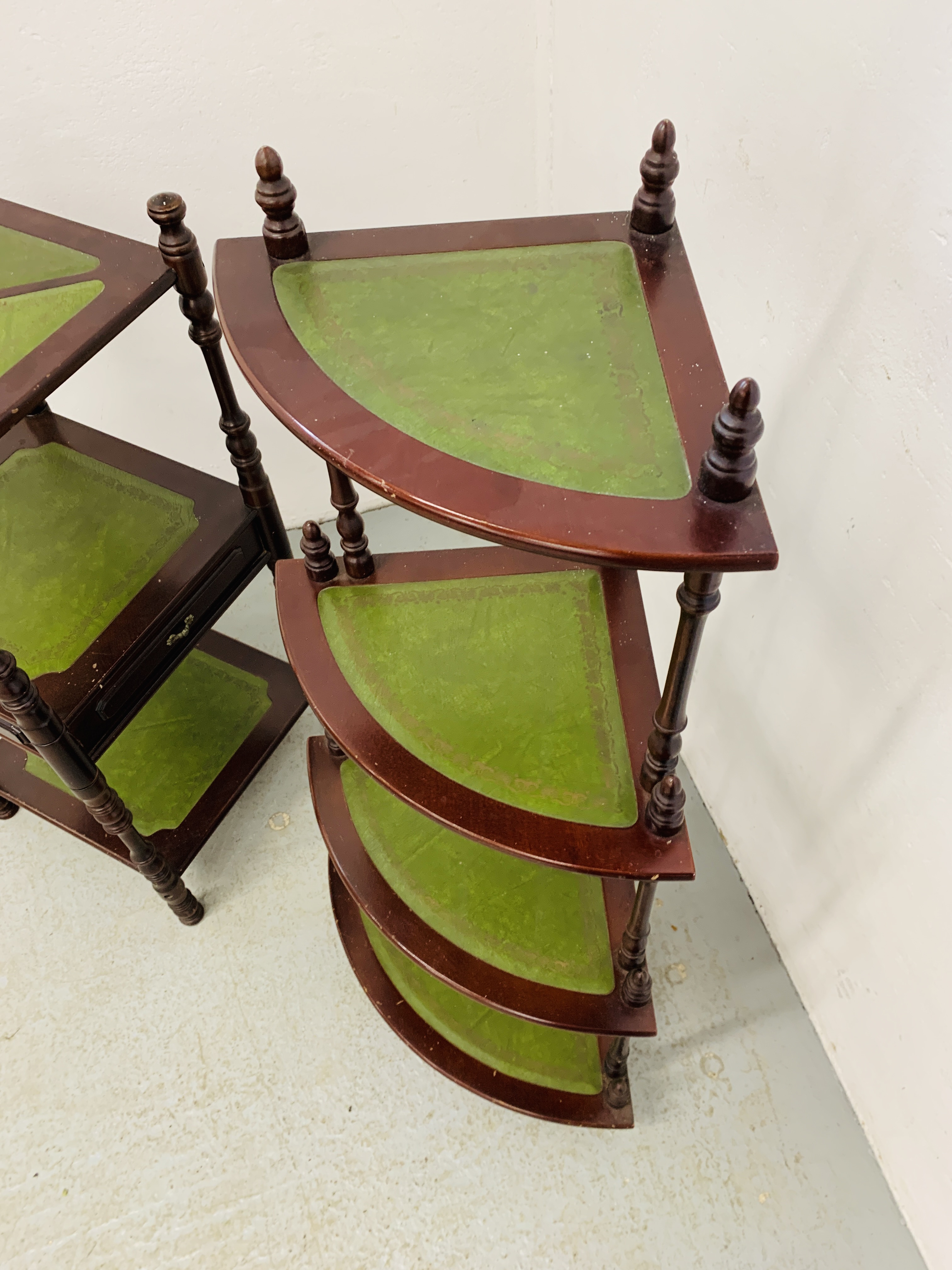 A REPRODUCTION MAHOGANY FINISH 4 TIER WOT-NOT WITH GREEN TOOLED LEATHER INSERT AND MATCHING 3 TIER - Image 4 of 6