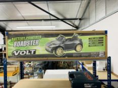 BOXED AS NEW HTI B/O ROADSTER RIDE ON MEASURING 105CM X 55CM X 30CM - SOLD AS SEEN