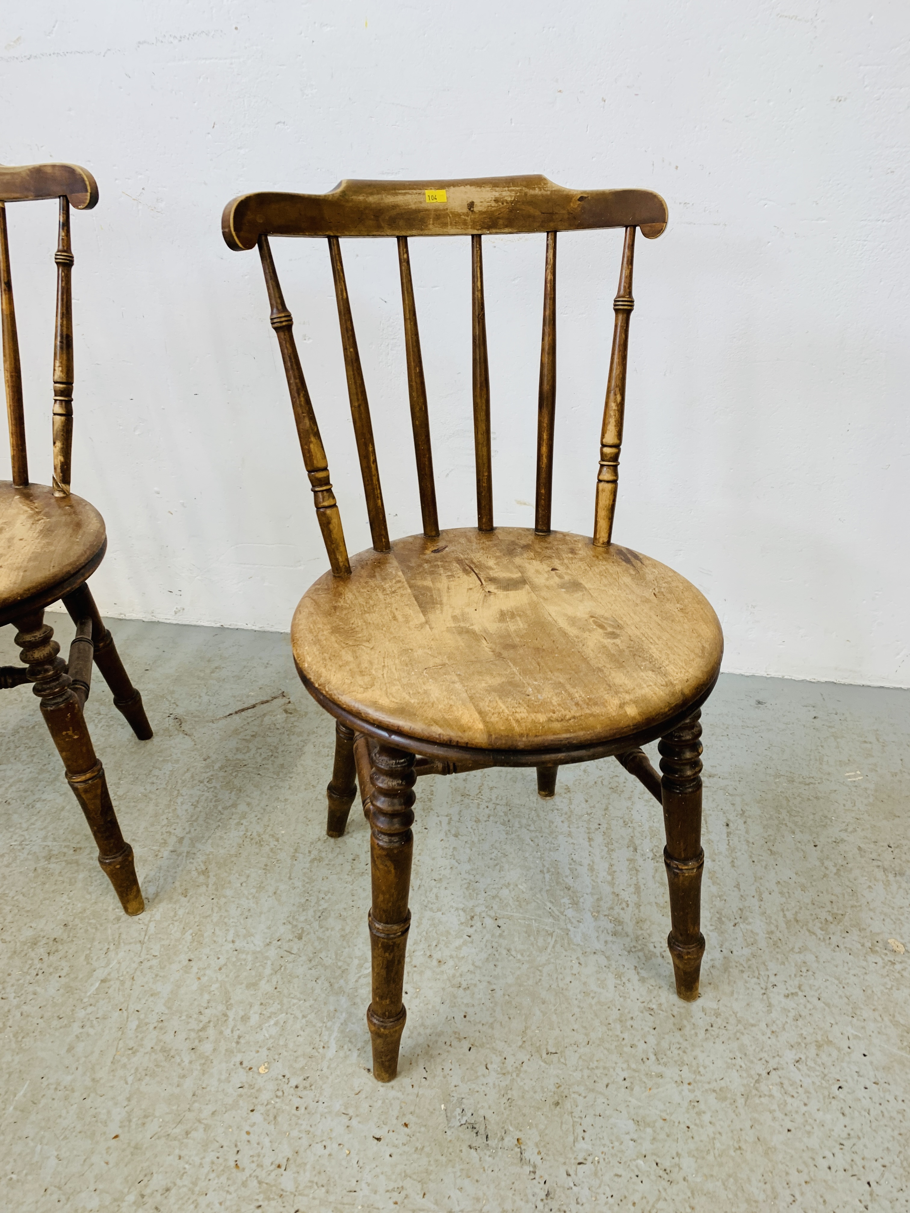 3 CHARACTER PENNY SEAT STICKBACK CHAIRS WITH TURNED LEGS A/F CONDITION - Image 2 of 8