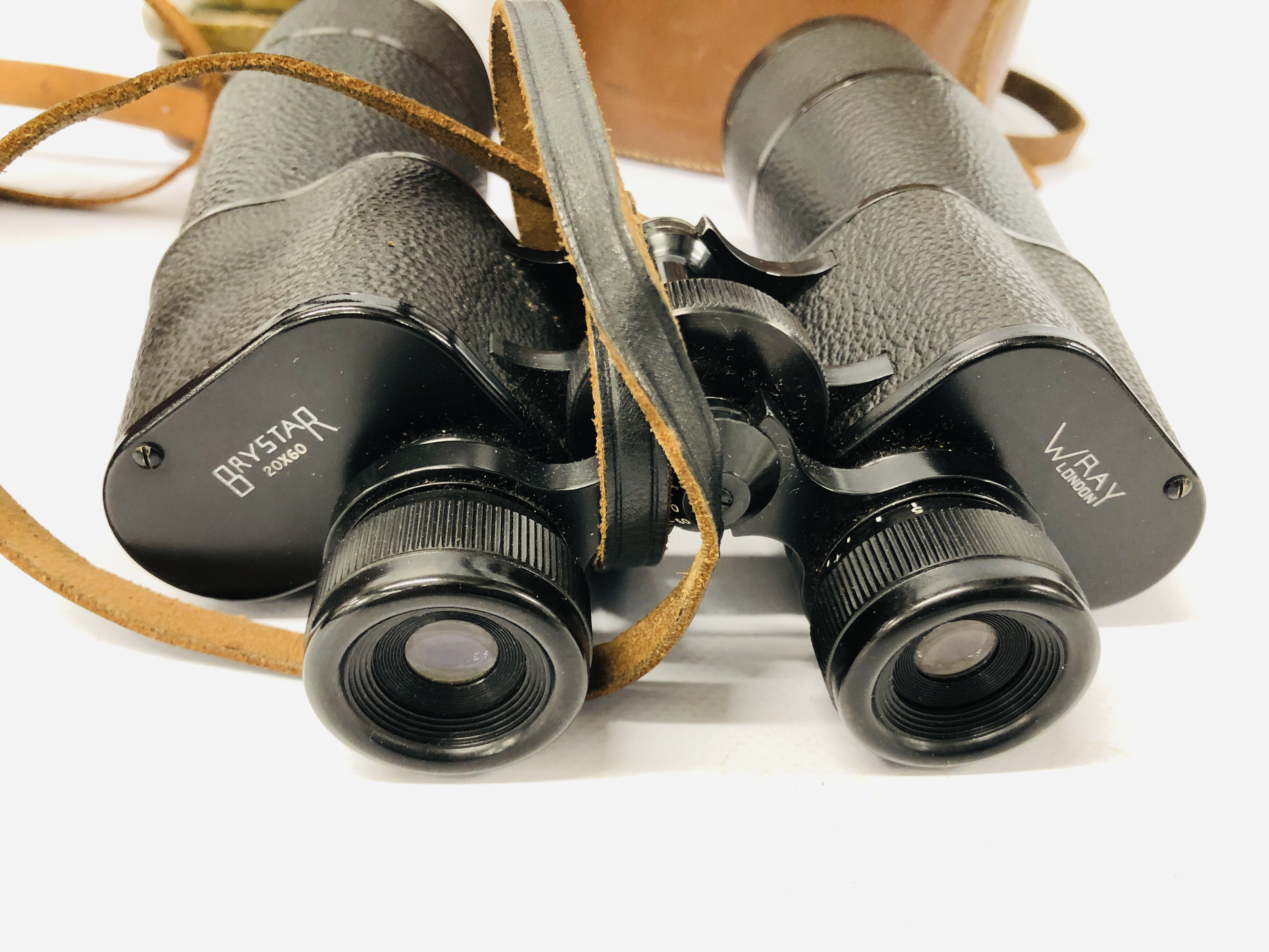 PAIR OF VINTAGE FIELD BINOCULARS IN FITTED BROWN LEATHER CASE MARKED "W. - Image 7 of 14