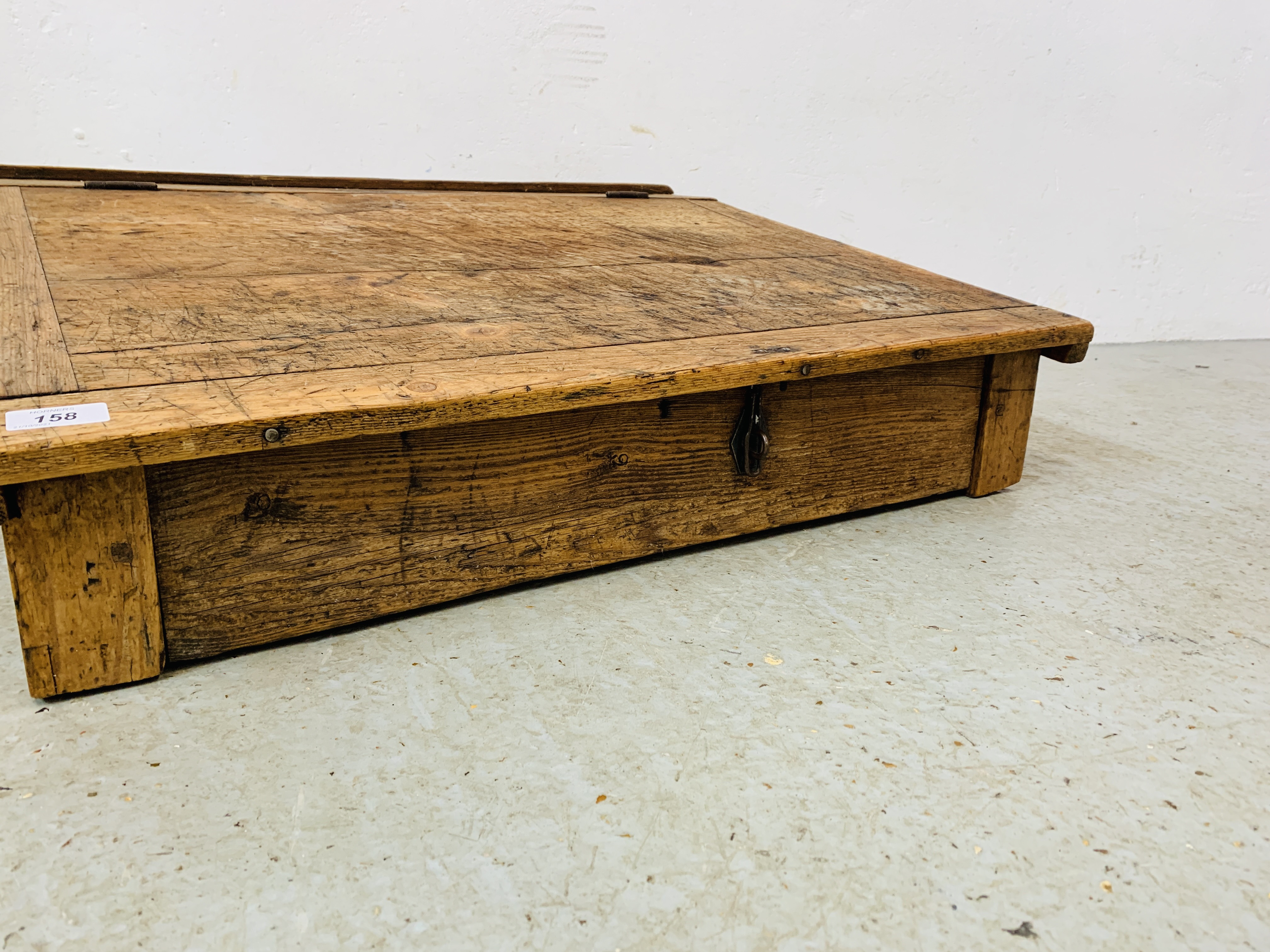 AN ANTIQUE WAXED PINE TABLE TOP CLERKS DESK W 75CM, D 60CM, - Image 5 of 9