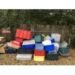 A LARGE QUANTITY OF ASSORTED PLASTIC STORAGE BOXES
