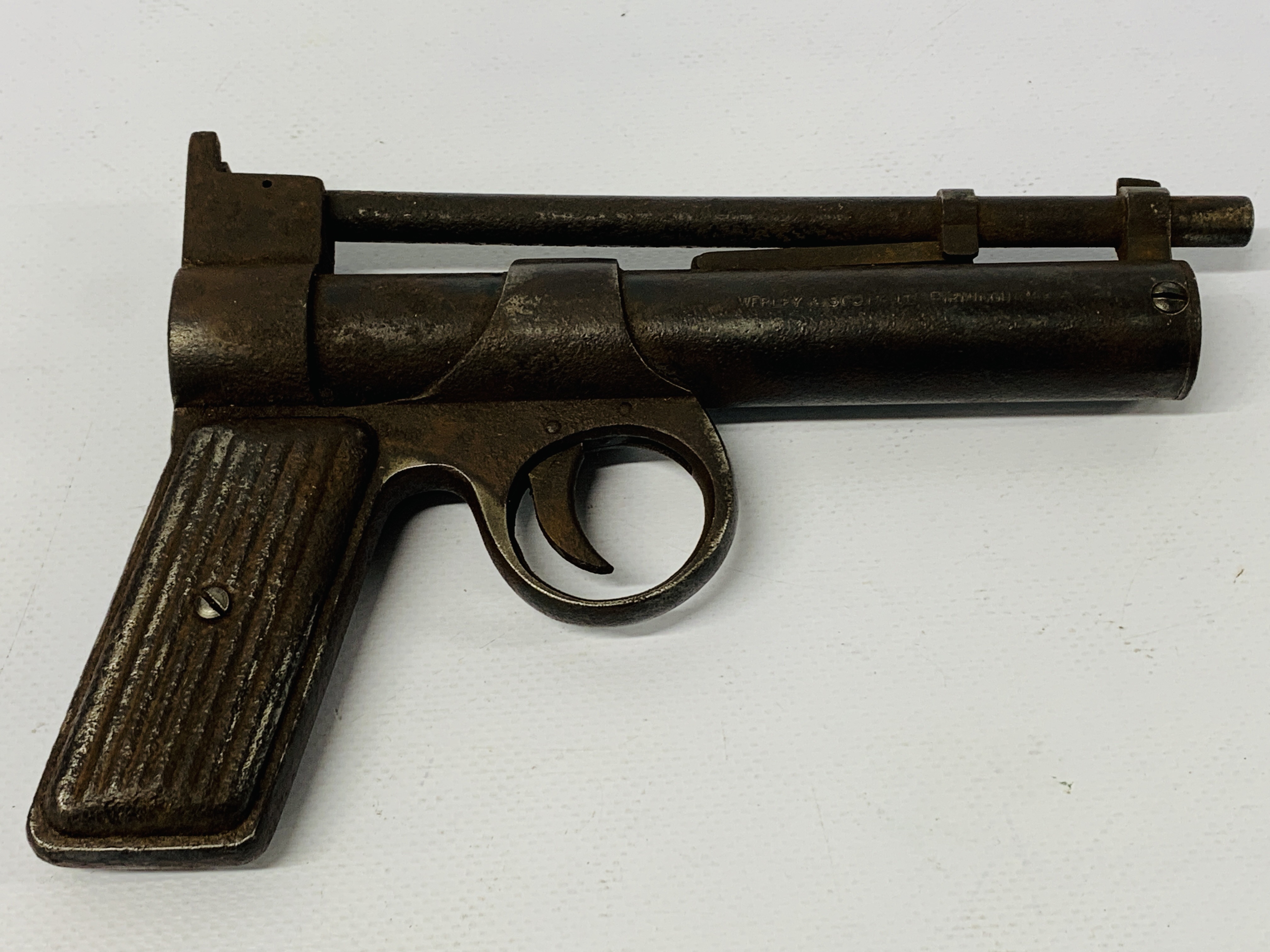 A VINTAGE THE WEBLEY JUNIOR .177 CALIBRE AIR PISTOL FOR RESTORATION - SERIAL NO. - Image 6 of 6