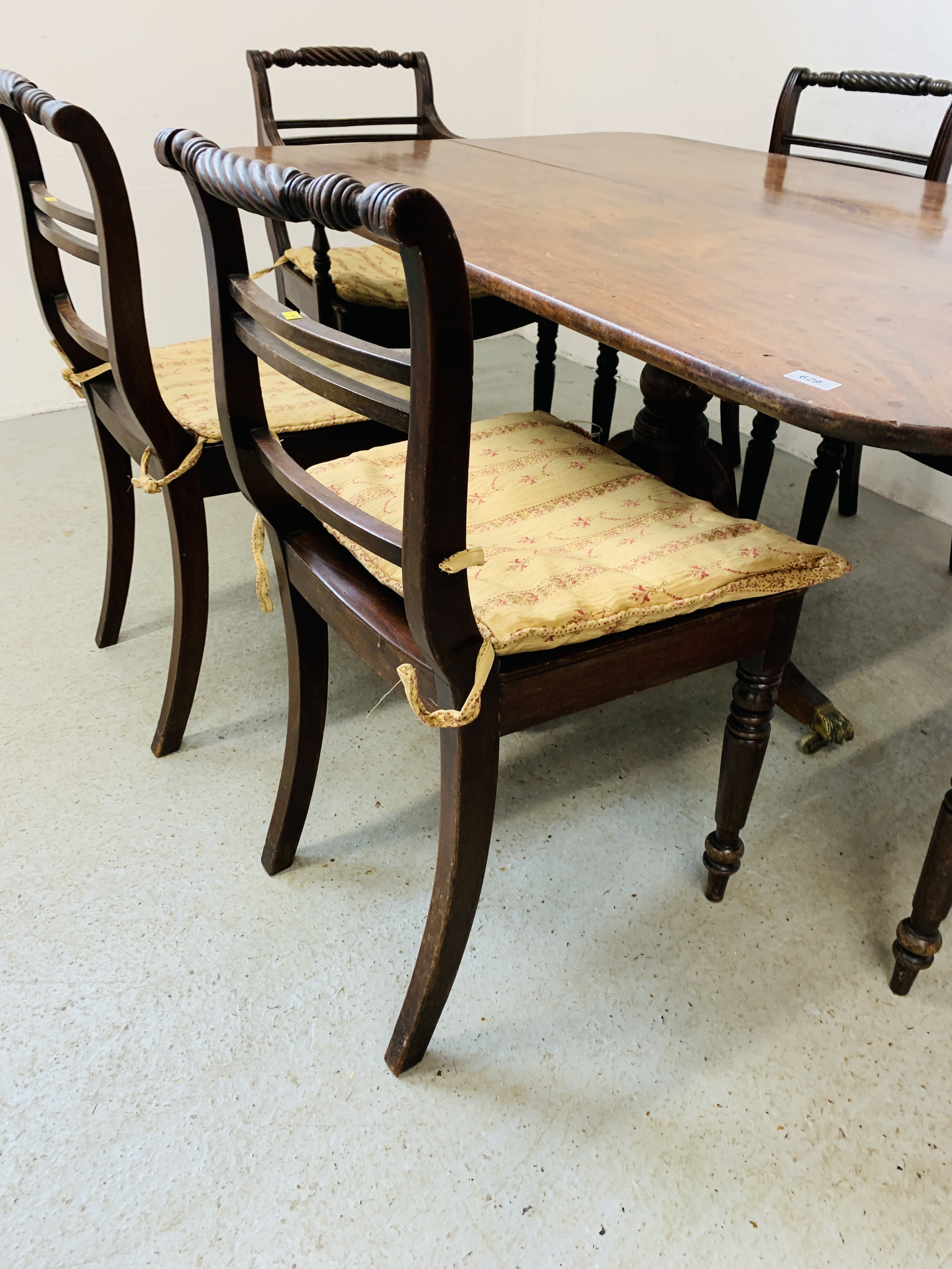 A SET OF 6 REGENCY MAHOGANY ROPE BACK DINING CHAIRS, 4 SIDE 2 CARVER, (1 CARVER A/F, - Image 3 of 12