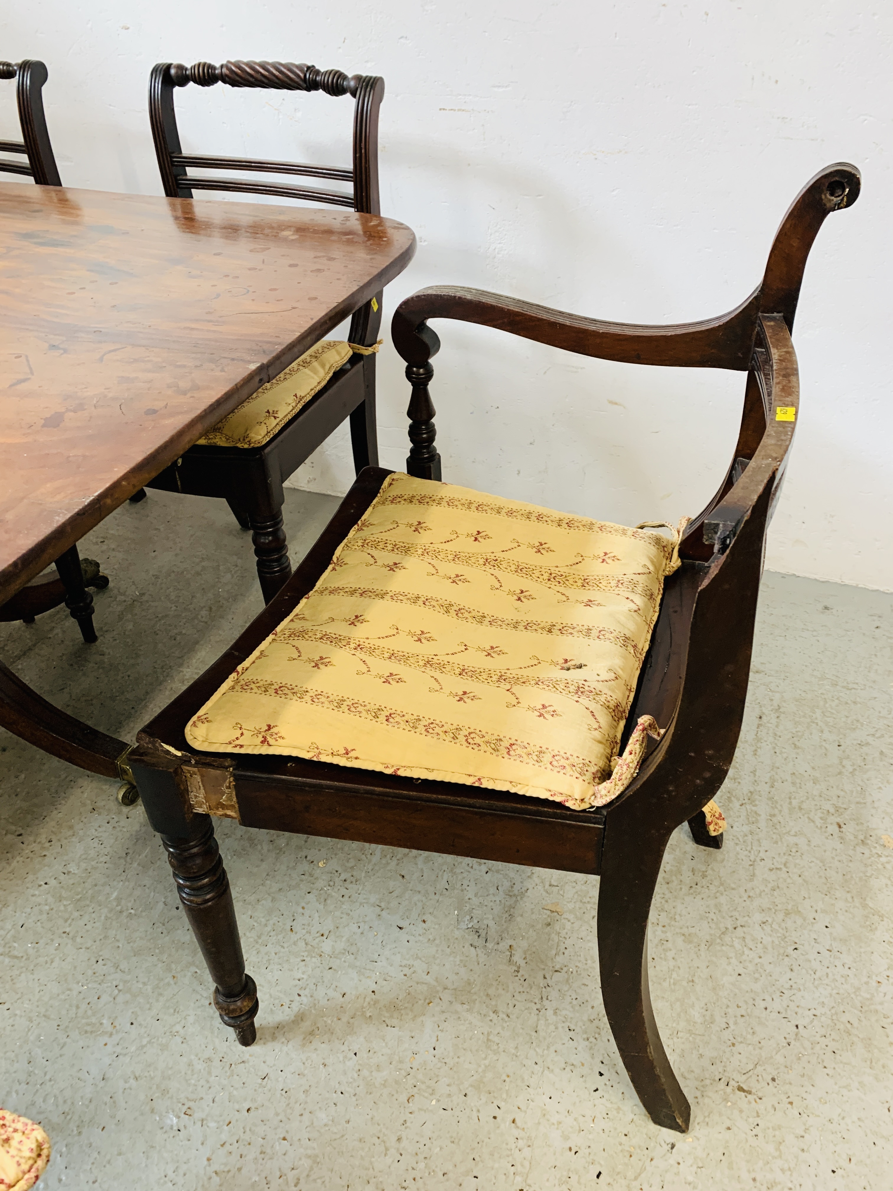 A SET OF 6 REGENCY MAHOGANY ROPE BACK DINING CHAIRS, 4 SIDE 2 CARVER, (1 CARVER A/F, - Image 9 of 12