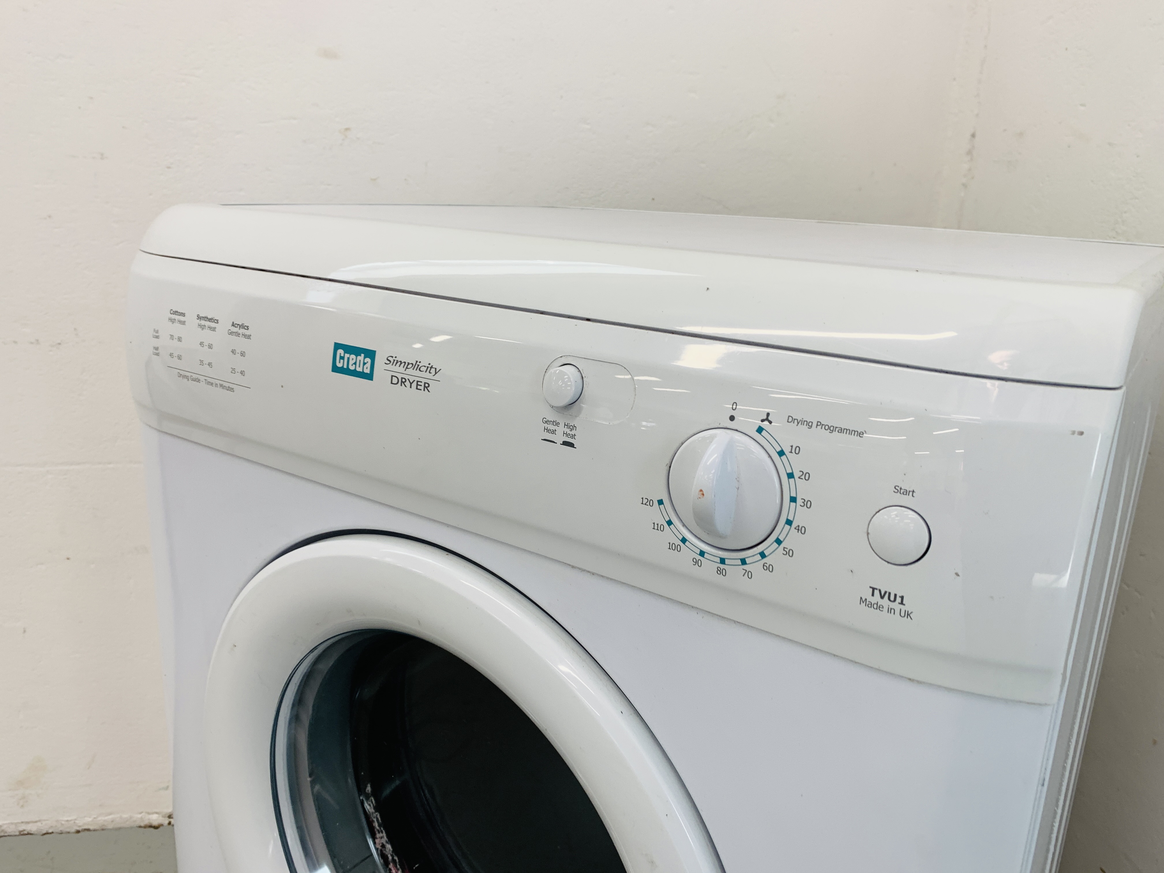 A CREDA SIMPLICITY TUMBLE DRYER - SOLD AS SEEN - Image 3 of 5