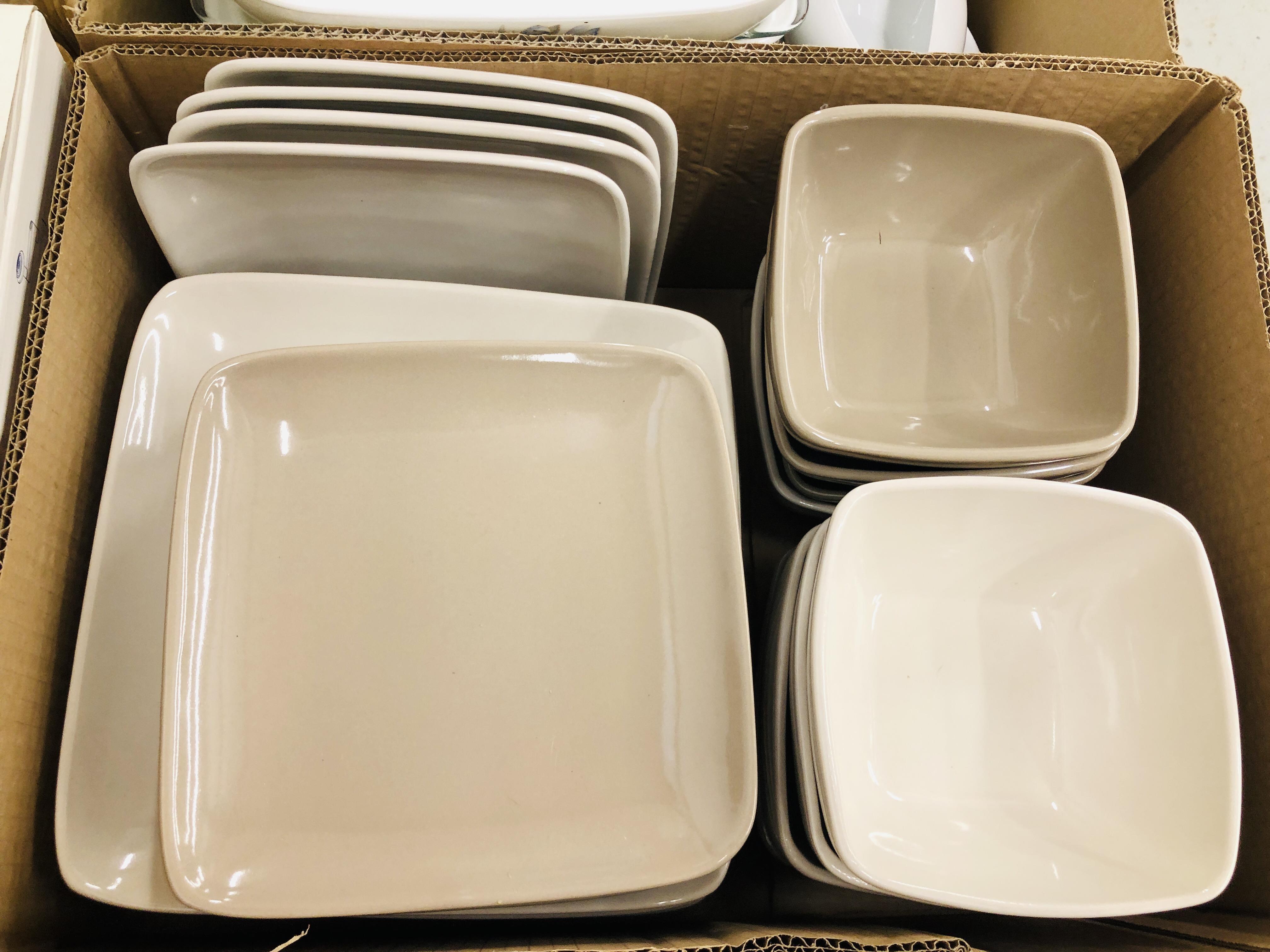 8 BOXES CONTAINING GOOD QUALITY KITCHENALIA TO INCLUDE COOKING PANS, CUTLERY, TOASTER, - Image 4 of 12