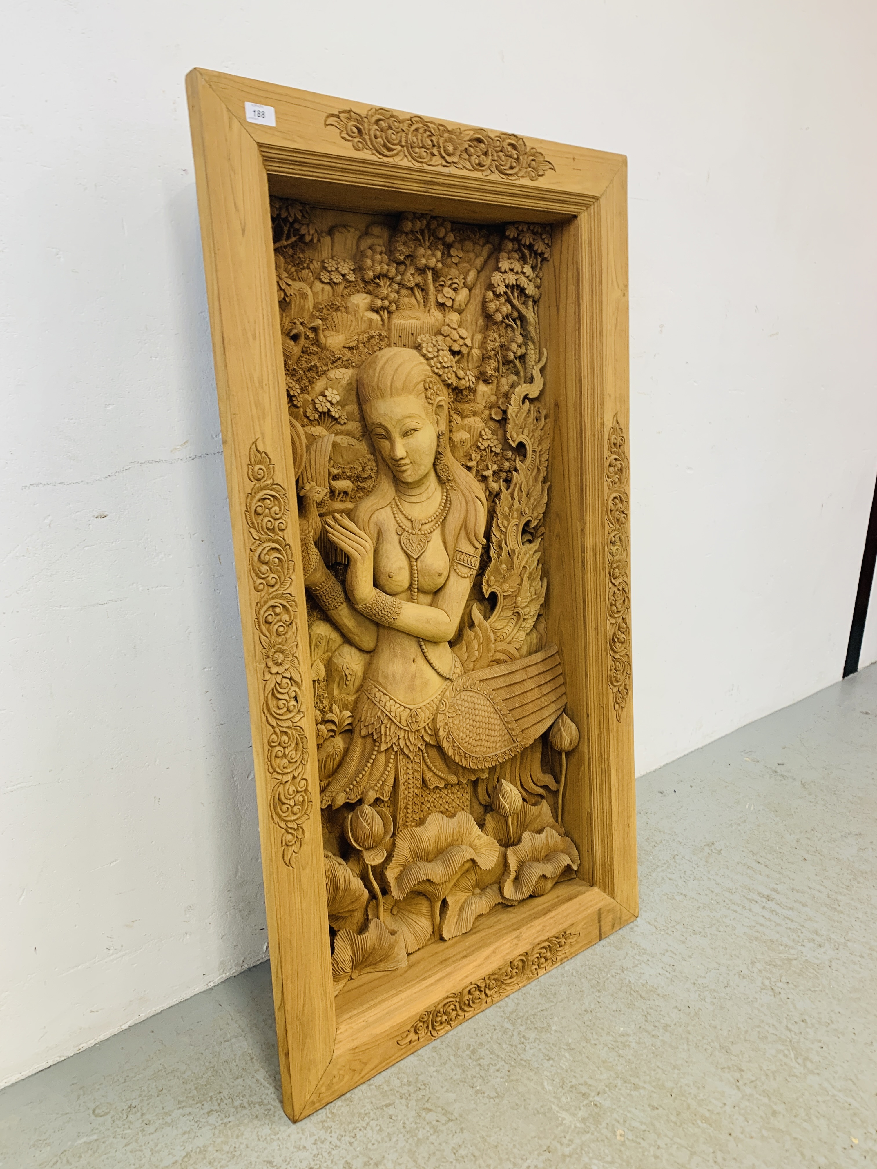 AN IMPRESSIVE ASIAN HAND CARVED TEAK THREE DIMENSIONAL PANEL OF GIRL WITH BIRDS AND FOLIAGE - - Image 9 of 10