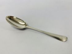 HANOVERIAN SHELL BACK SILVER TABLESPOON LONDON 1753 MAKER ROBERT PEATH (59gm)